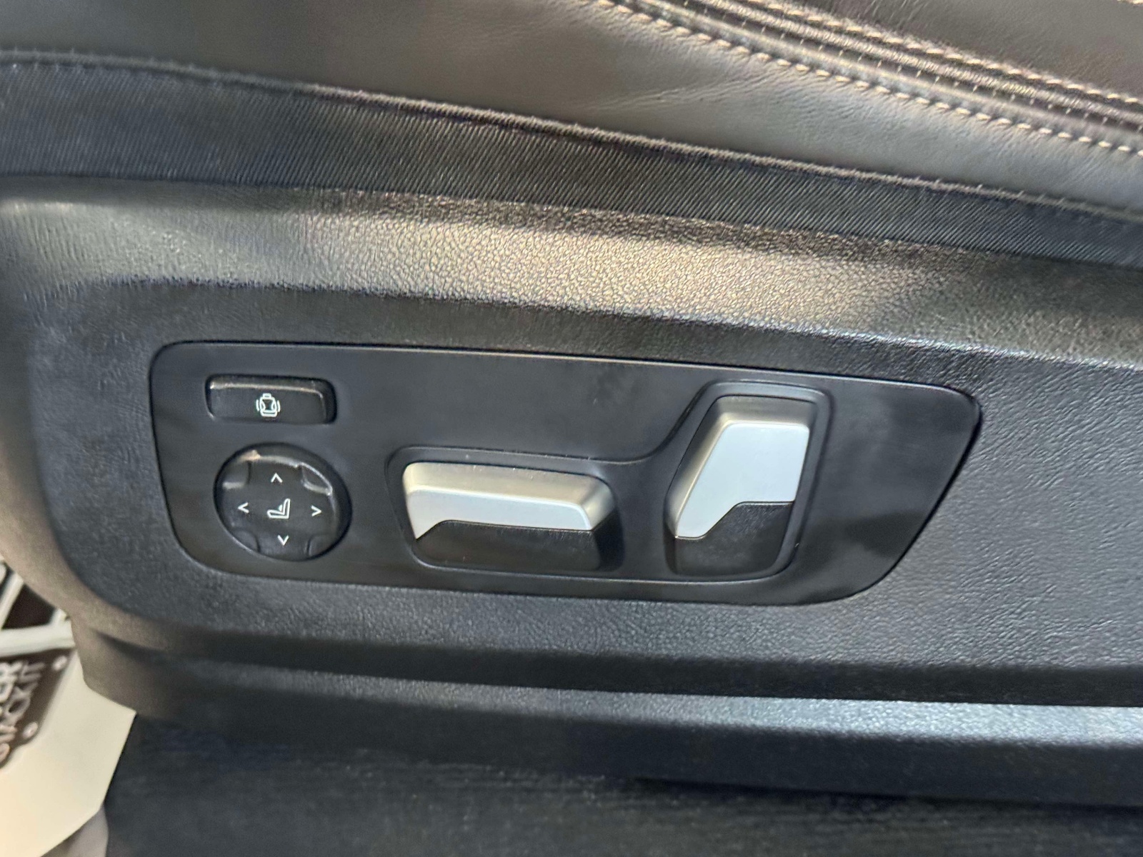 Used 2024 BMW X5 SUV