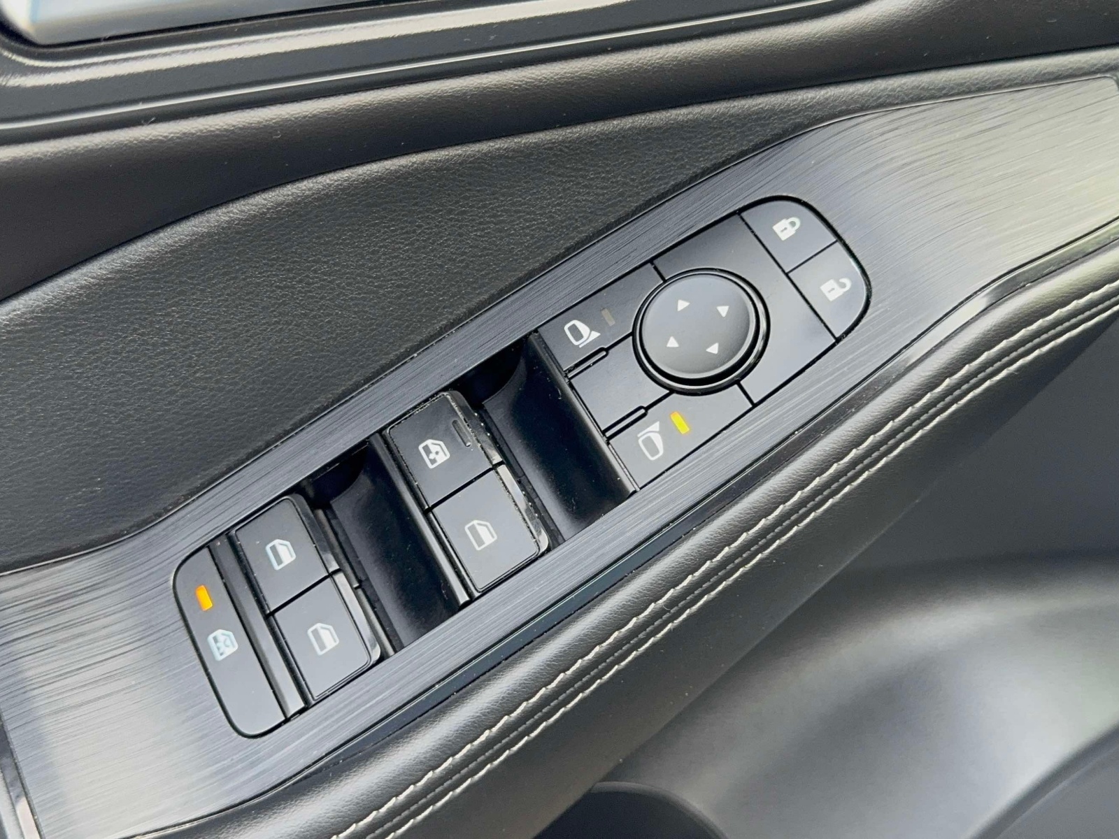 Used 2023 Nissan Rogue SUV