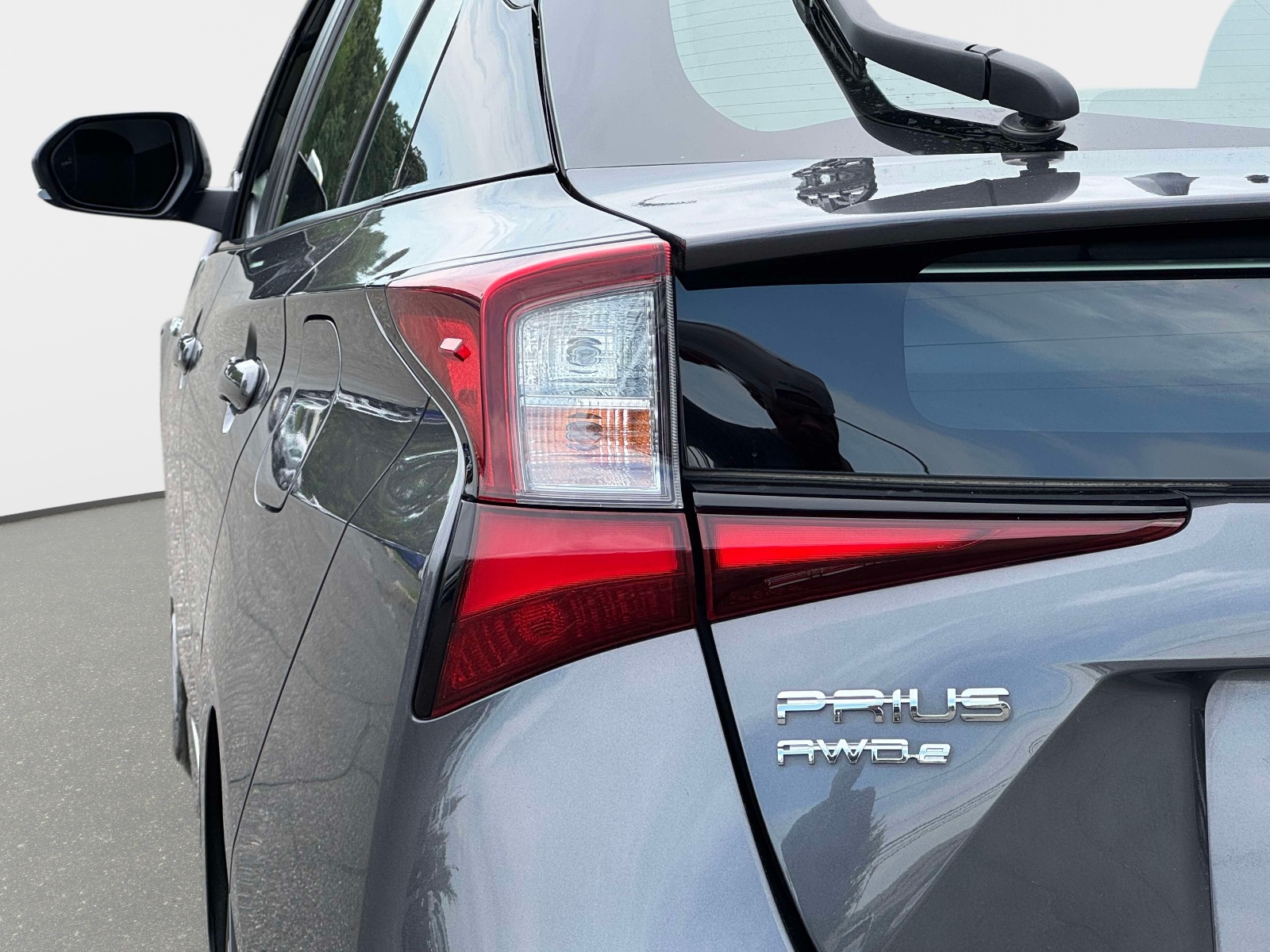 Used 2022 Toyota Prius Hatchback