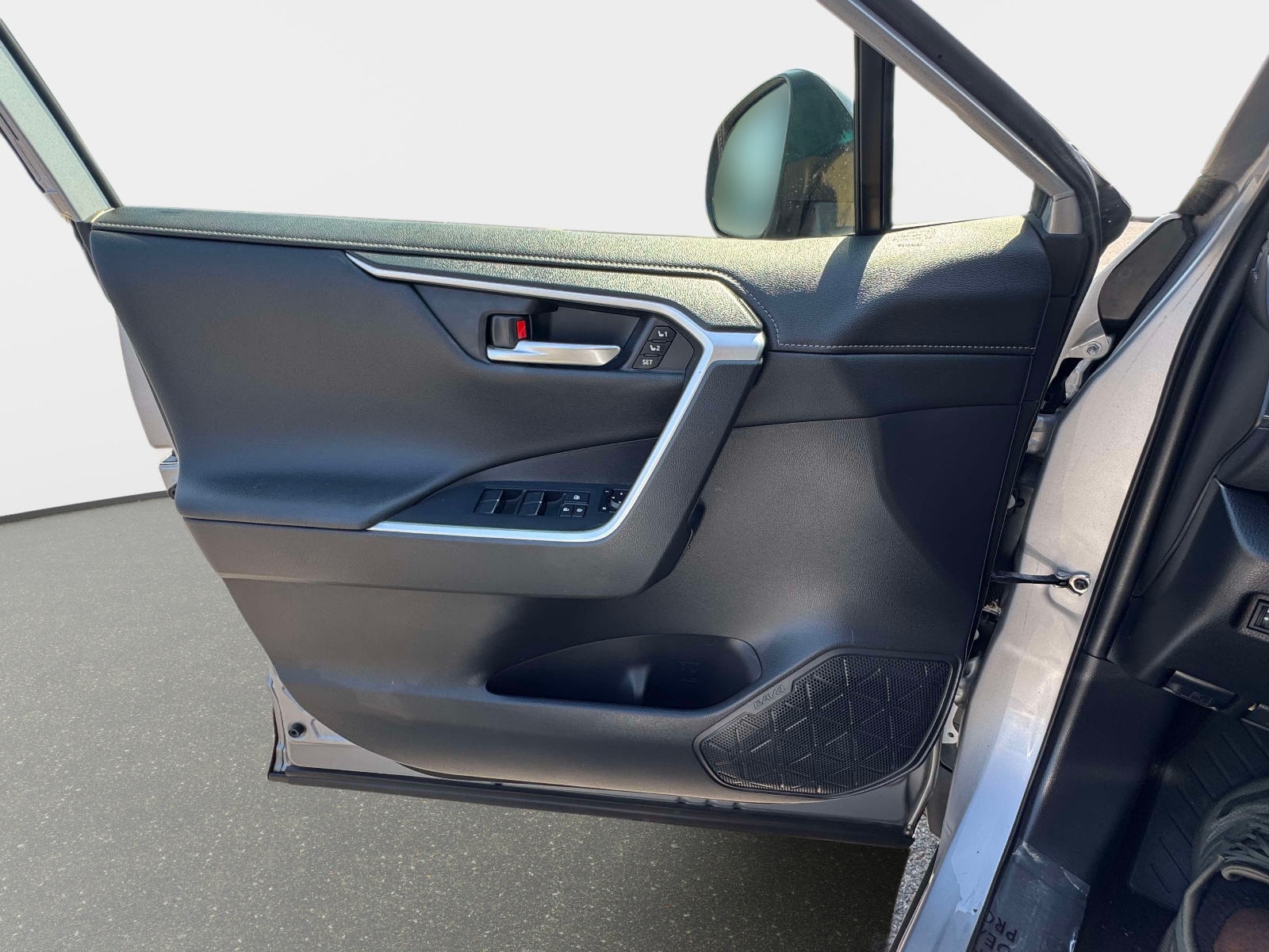 Used 2019 Toyota RAV4 SUV