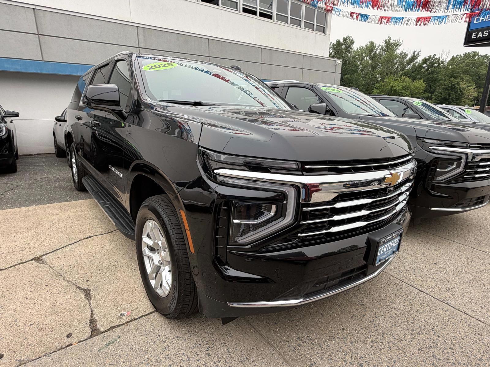 Black 2025 Chevrolet Suburban SUV / Crossover Four-Wheel Drive Automatic