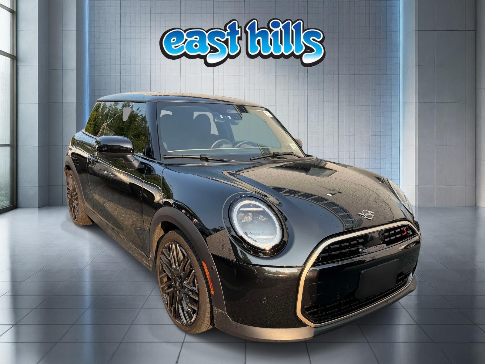 2025 MINI Cooper Negro (Midnight Black II Metallic) Hatchback Tracción delantera Automática