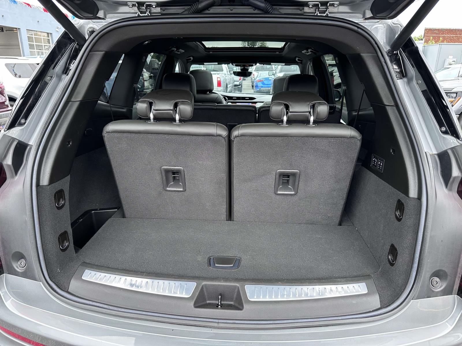 2024 Argent Silver Metallic Cadillac XT6 AWD 4dr Premium Luxury AWD SUV