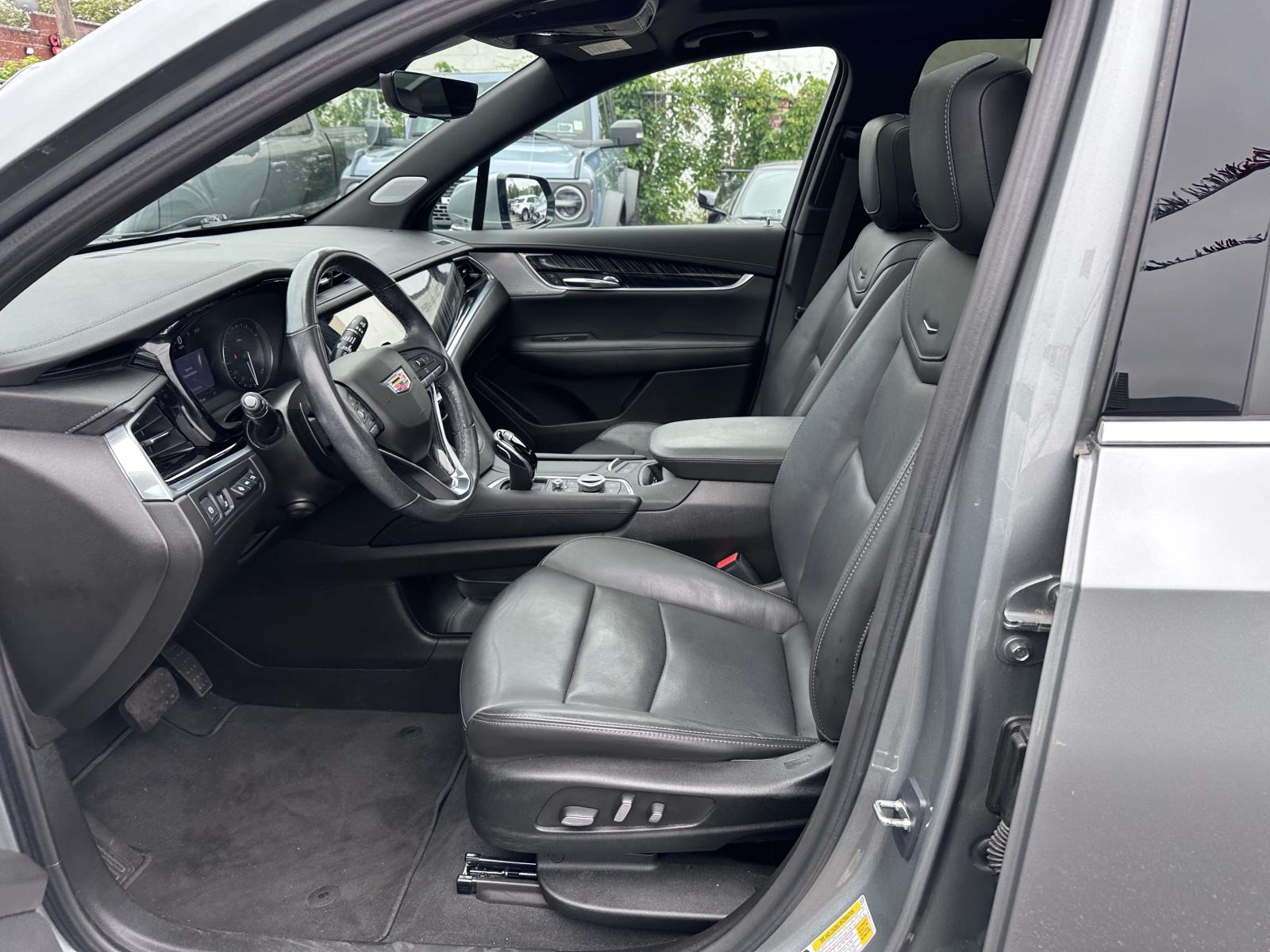 2024 Argent Silver Metallic Cadillac XT6 AWD 4dr Premium Luxury AWD SUV
