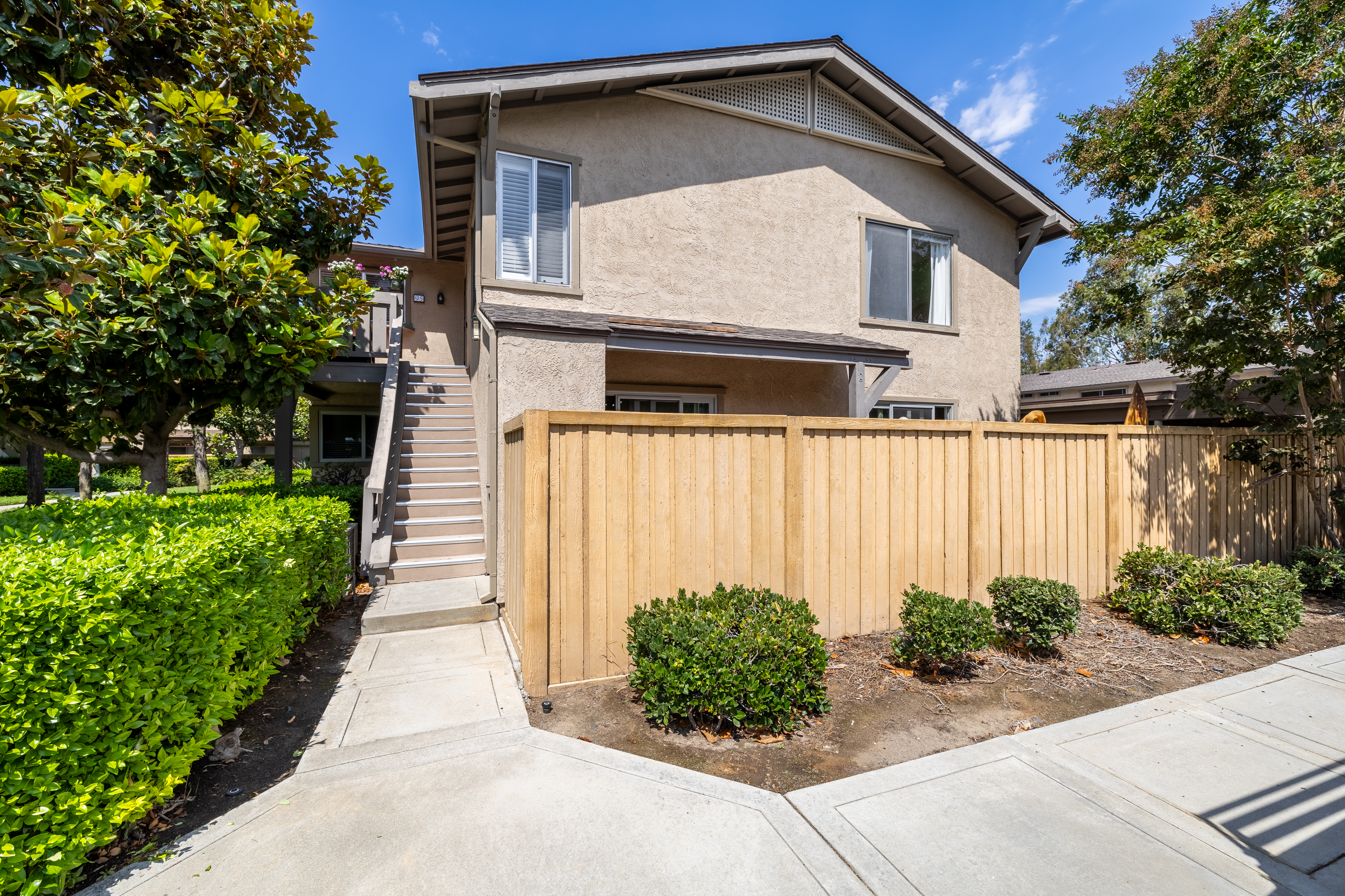 95 Rockwood, Irvine, CA