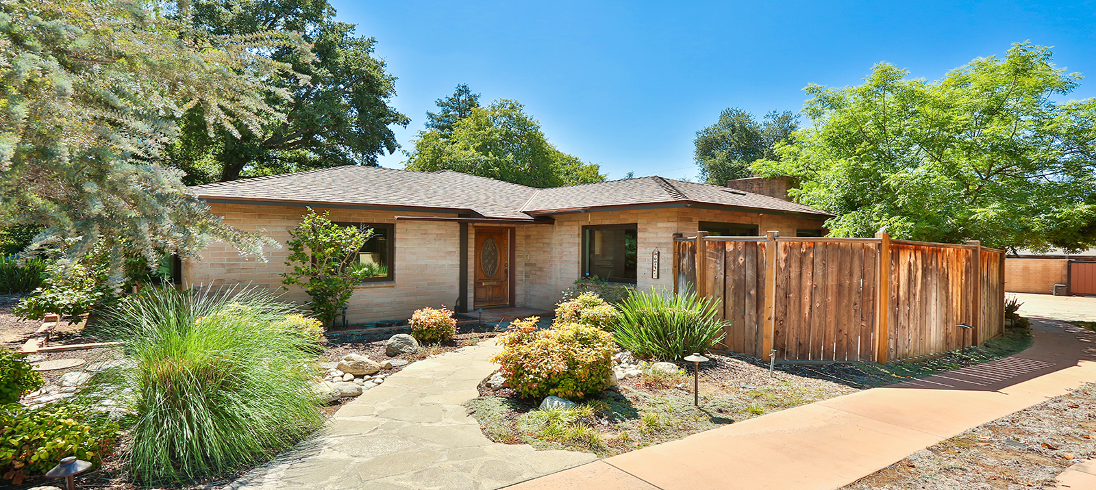 624 West 10th Street , Claremont, CA 91711 MLS Curtis Real Estate