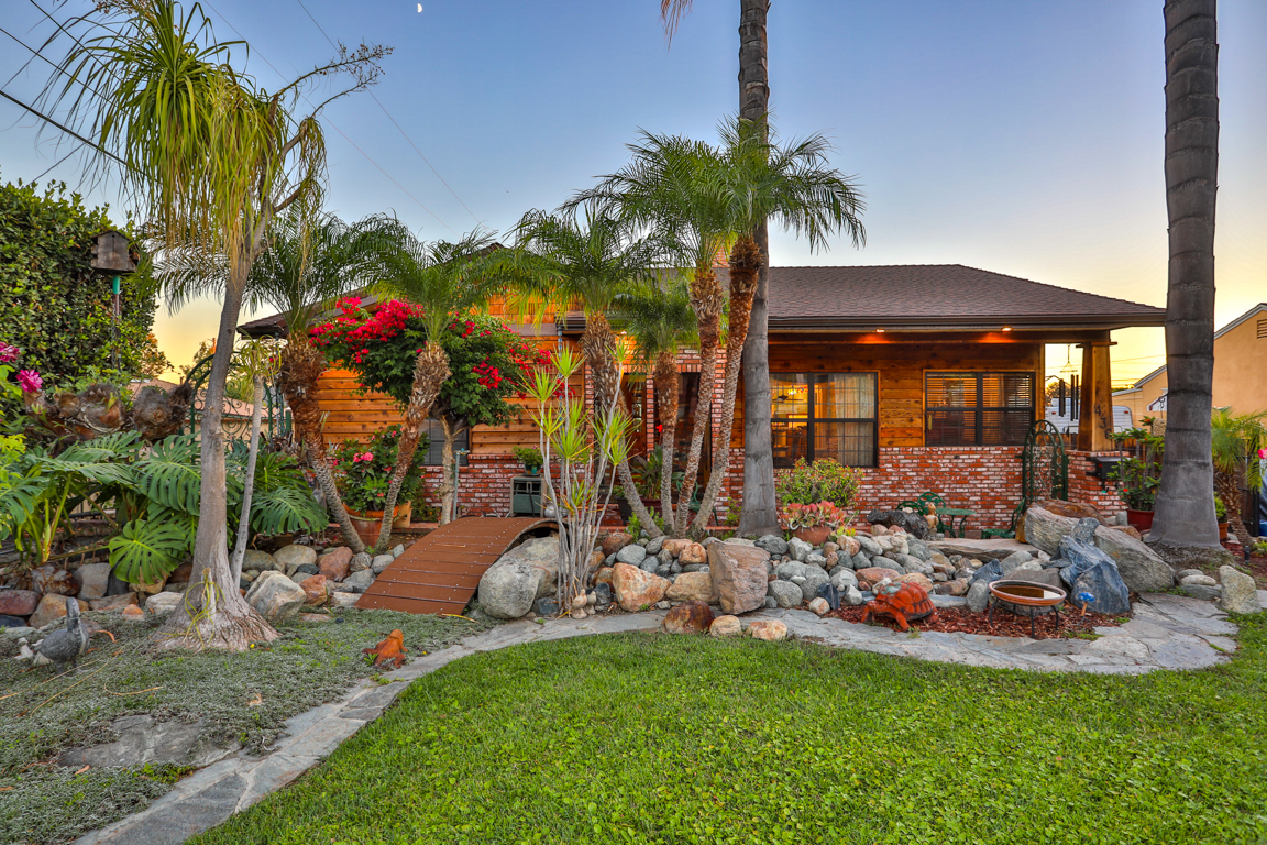 436 Oakdale Drive, Claremont, CA