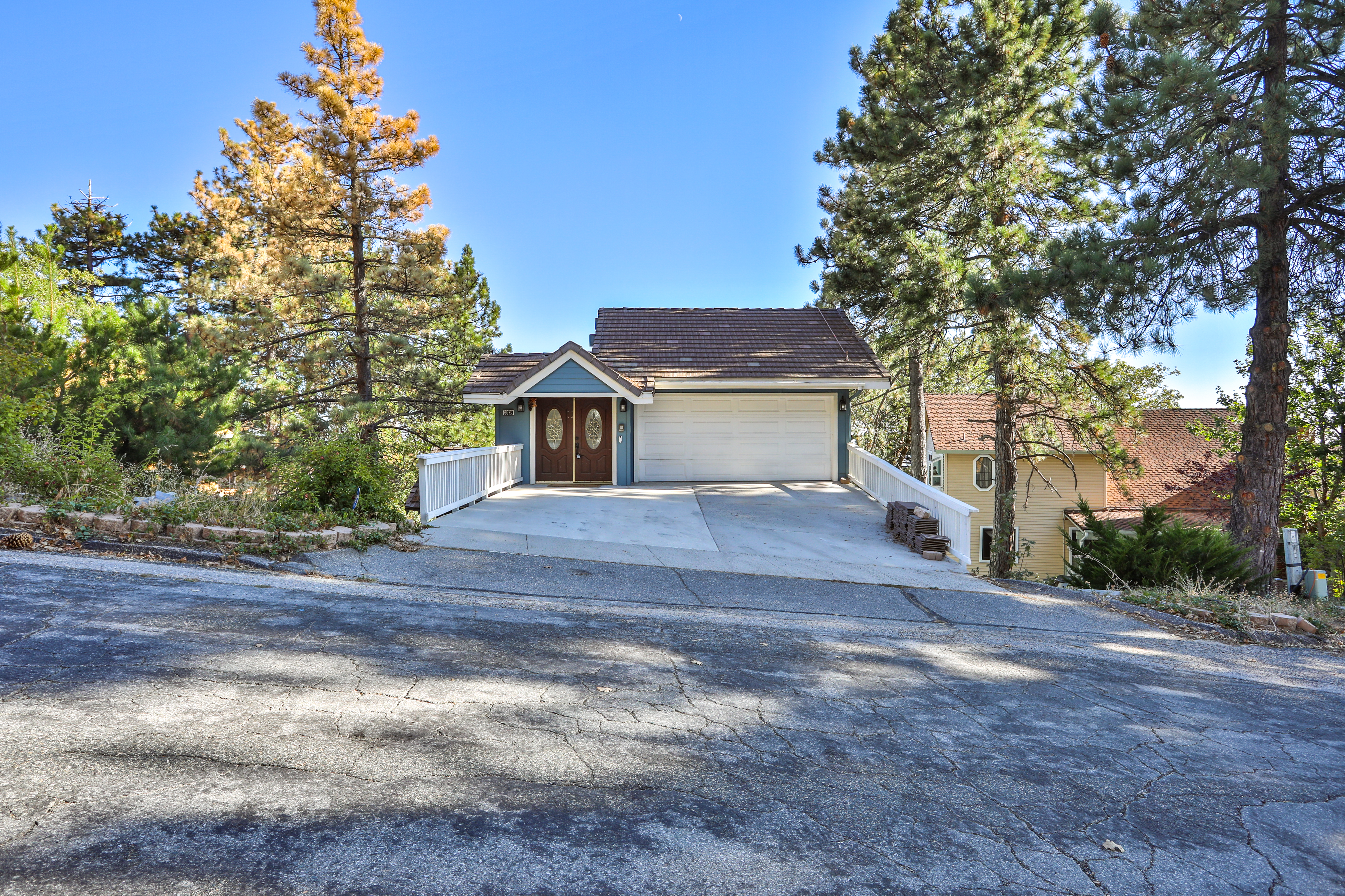 30139 Enchanted Way, Running Springs, CA