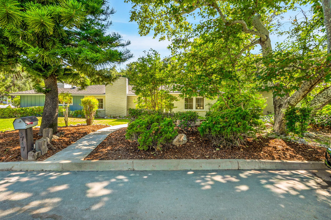 3747 El Lado Drive, Glendale, CA