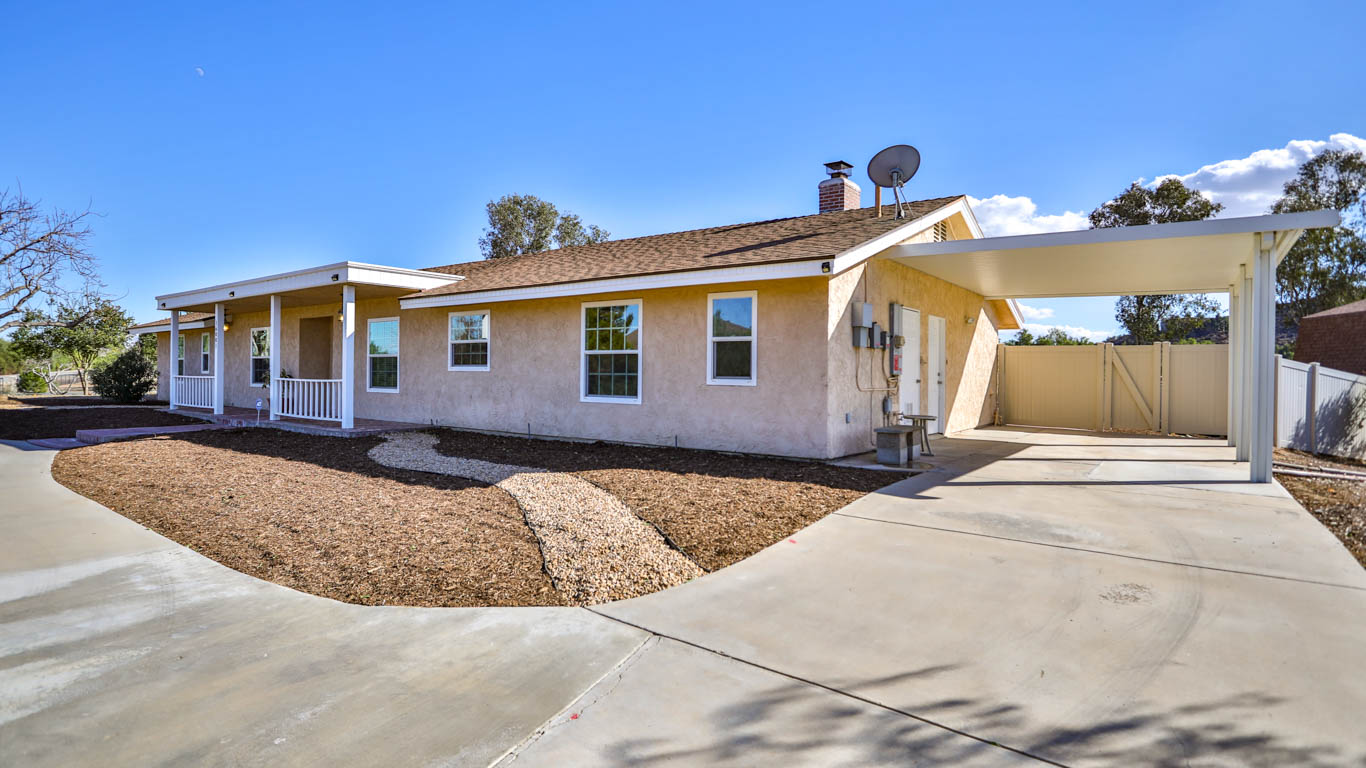 16001 Lake Mathews Dr. , Lake Matthews, CA 92570 MLS OC20248640