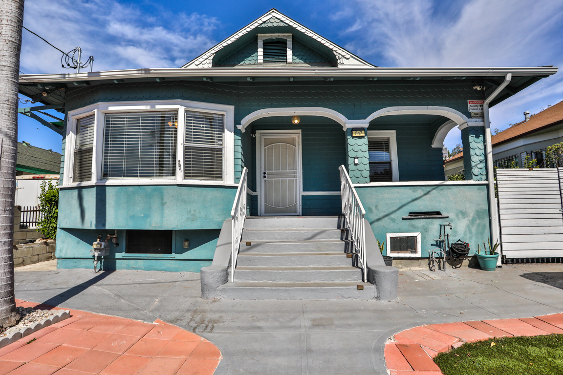 547 North Saint Louis Street, Los Angeles, CA