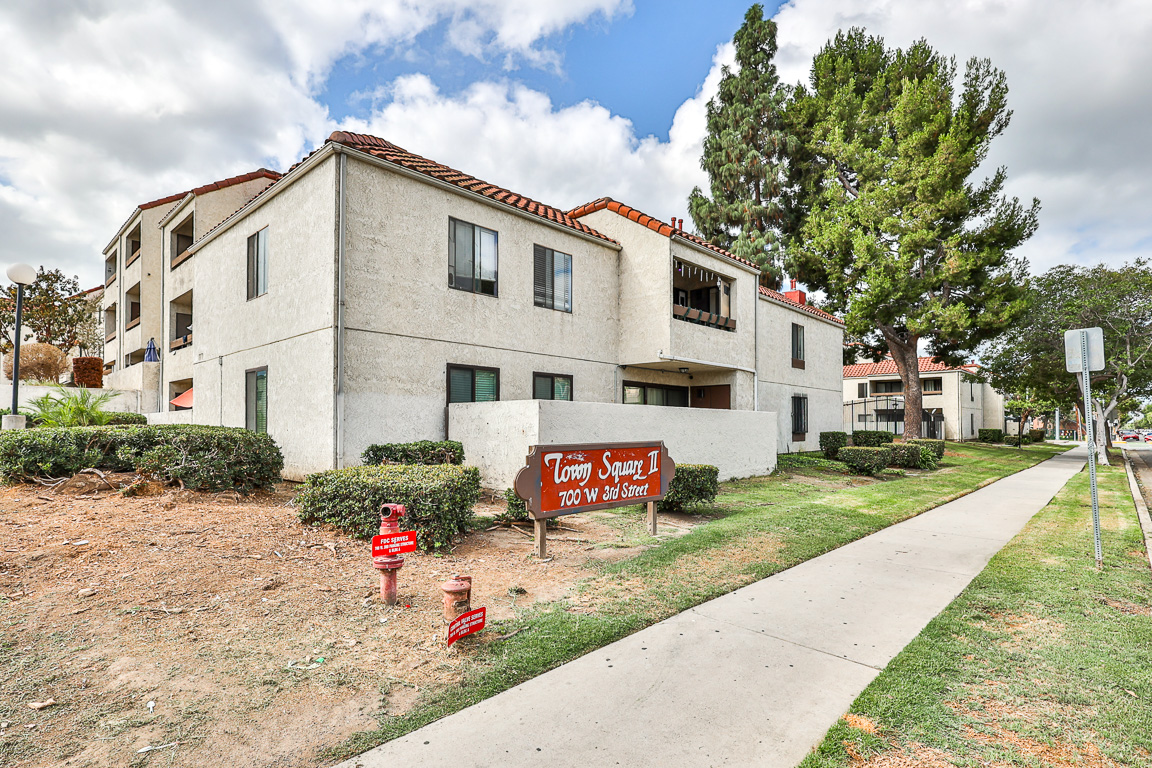 700 West 3rd Street, Santa Ana, CA