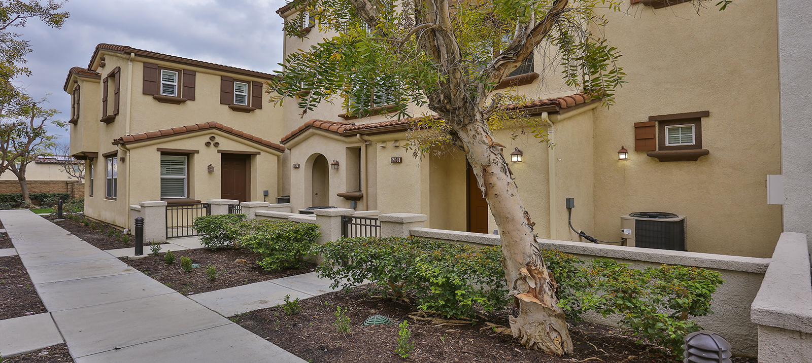 6995 Vining Street , Chino, CA 91710 MLS DW19040016 Excellence