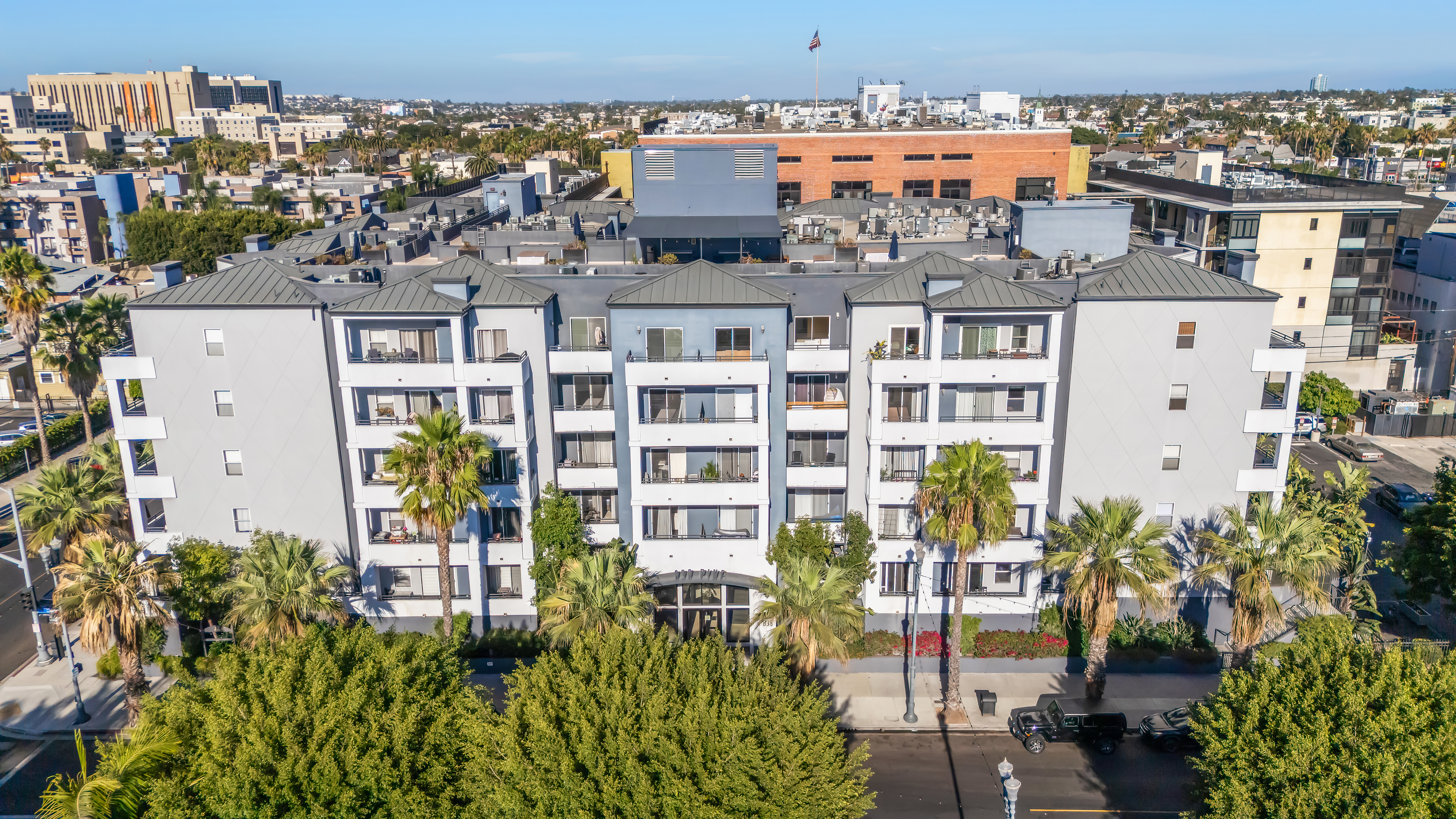 838 Pine Avenue, Long Beach, CA