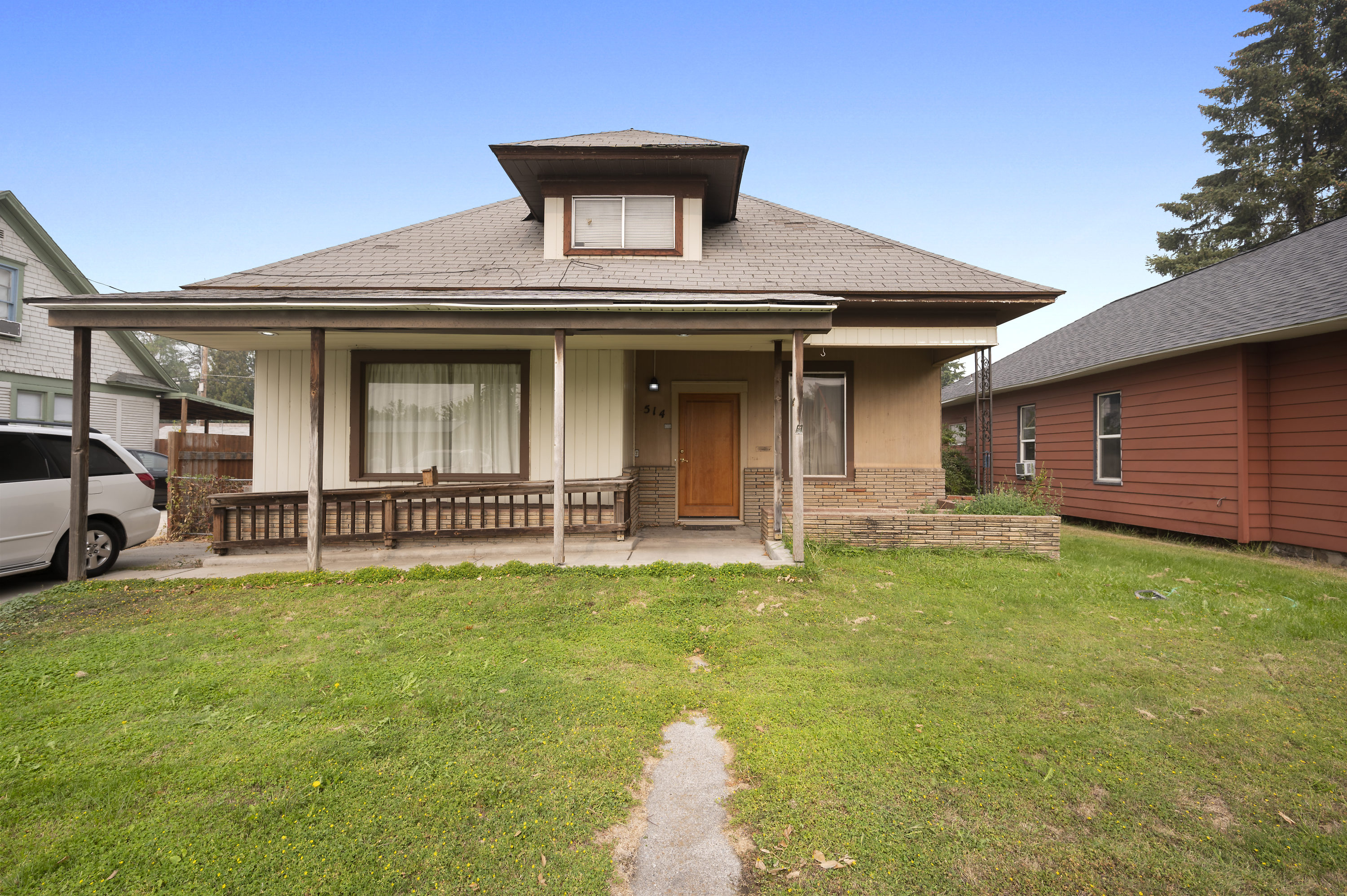 212 West Buckeye Avenue, Spokane, WA 99205 Ahh Snap! LLC Tour