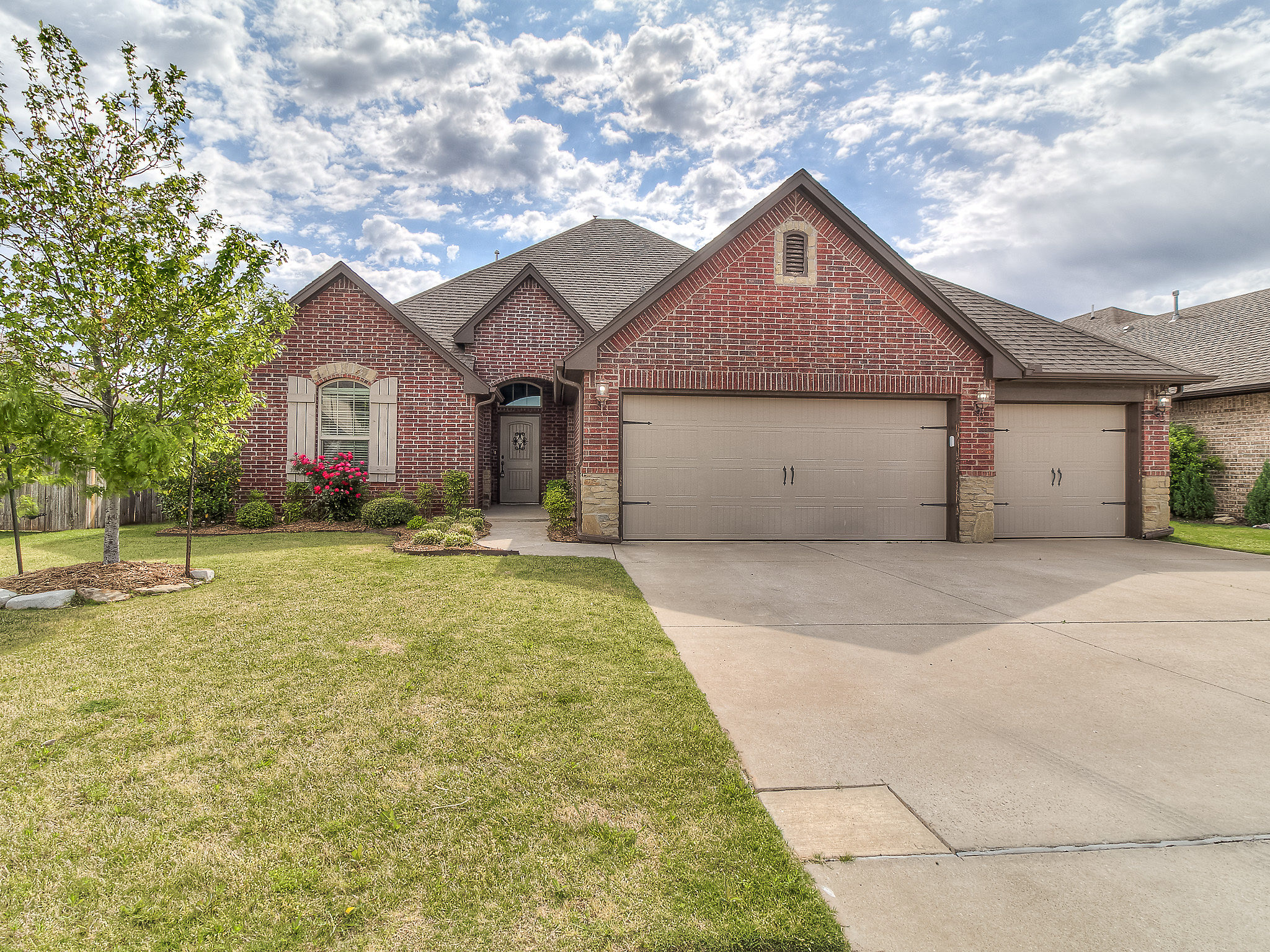 13908 Drakes Way, Yukon, OK Peak RES Tour