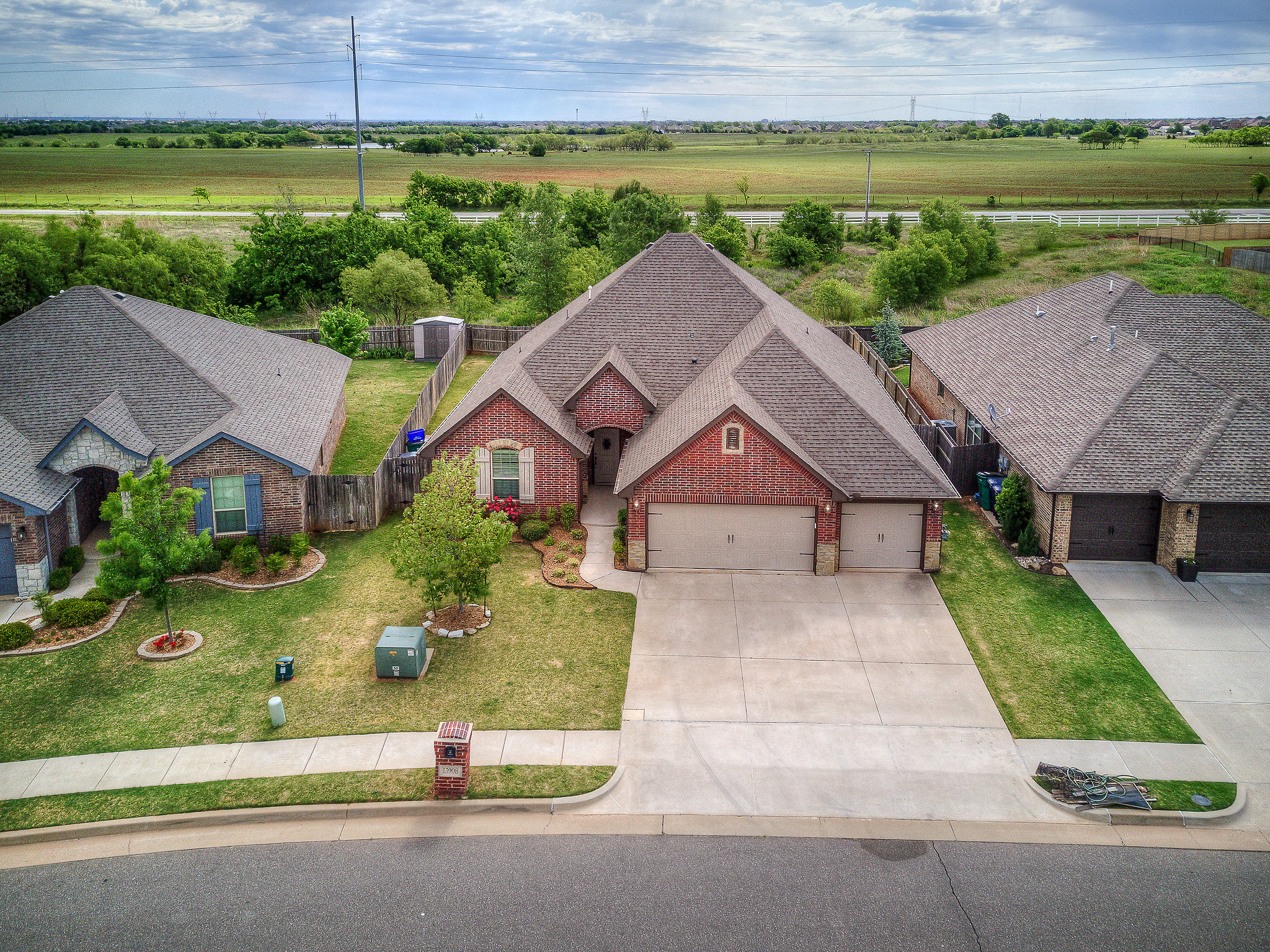 13908 Drakes Way, Yukon, OK Peak RES Tour
