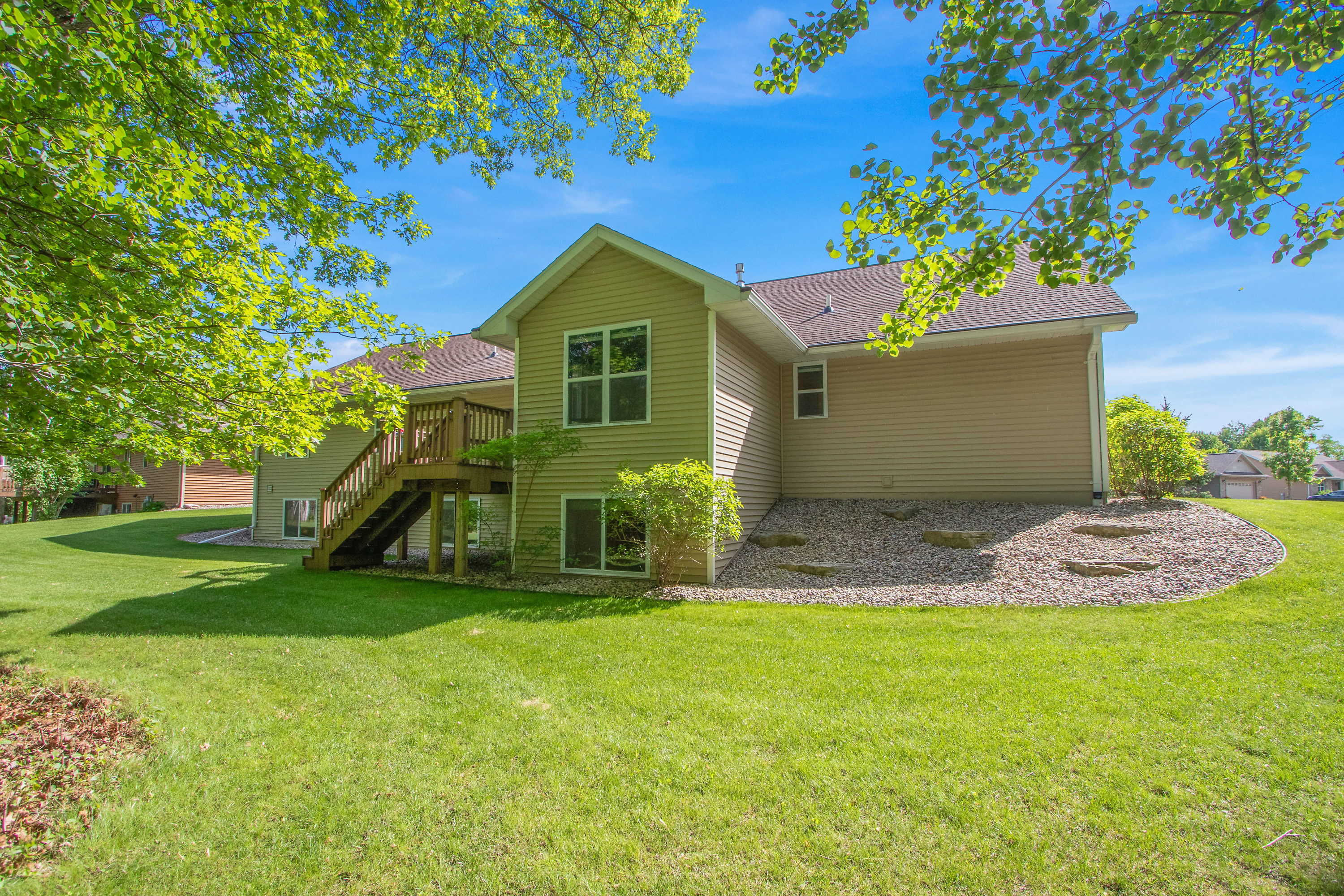 2250 Southern Cross Road, Village of Howard, WI 54313 Badger