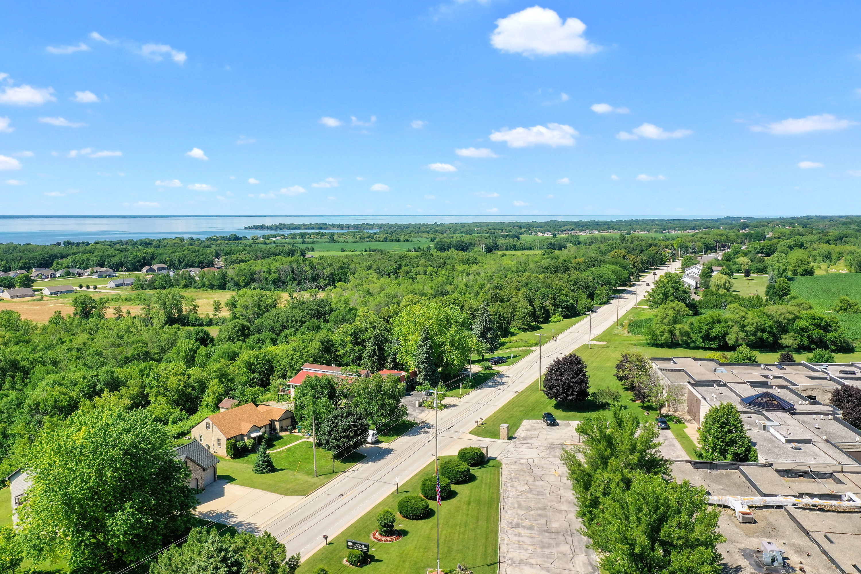 2753 Bay Settlement Road, Green Bay, WI Badger Skytography Tour