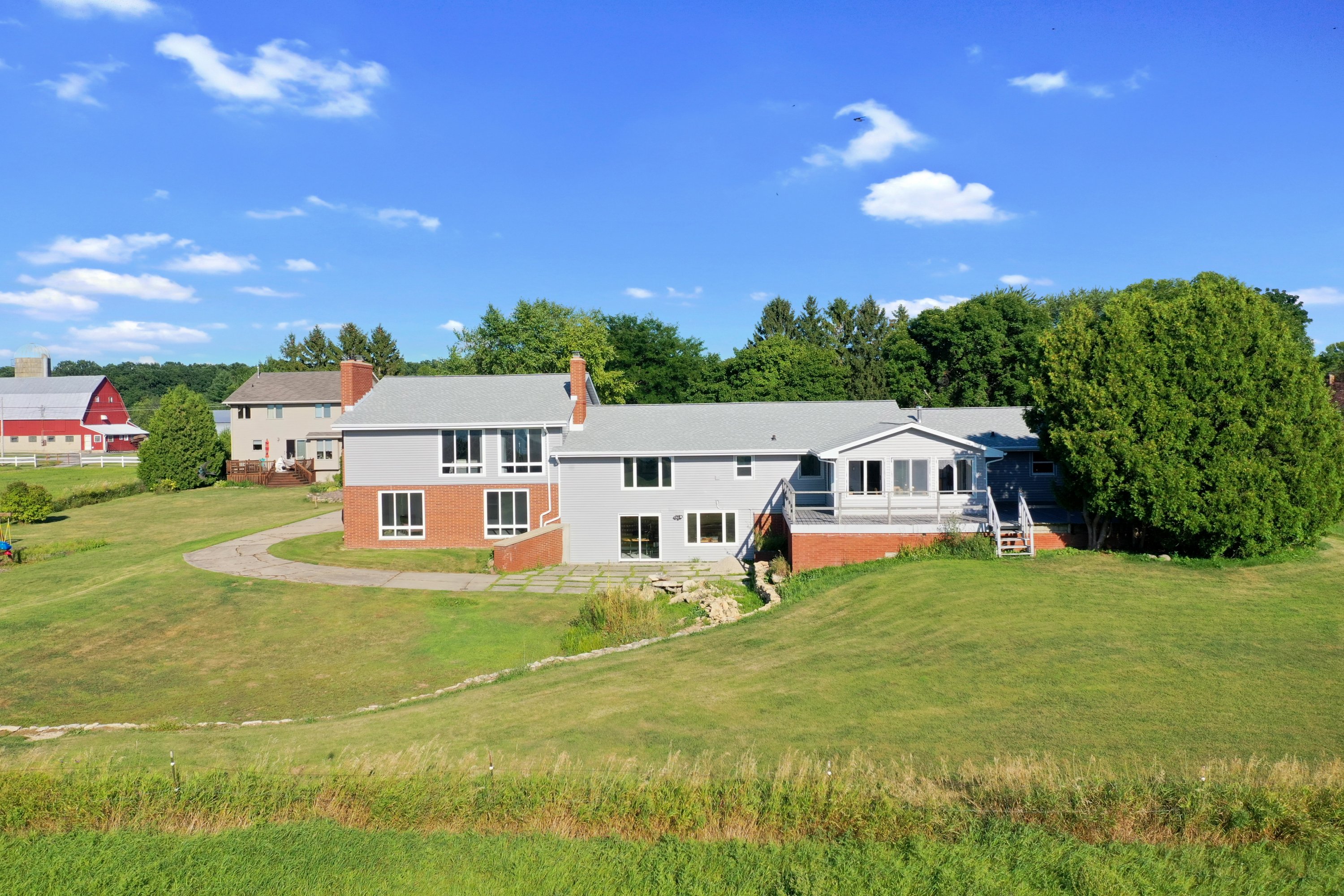 3133 Bay Settlement Road, Green Bay, WI 54311 Badger Skytography Tour