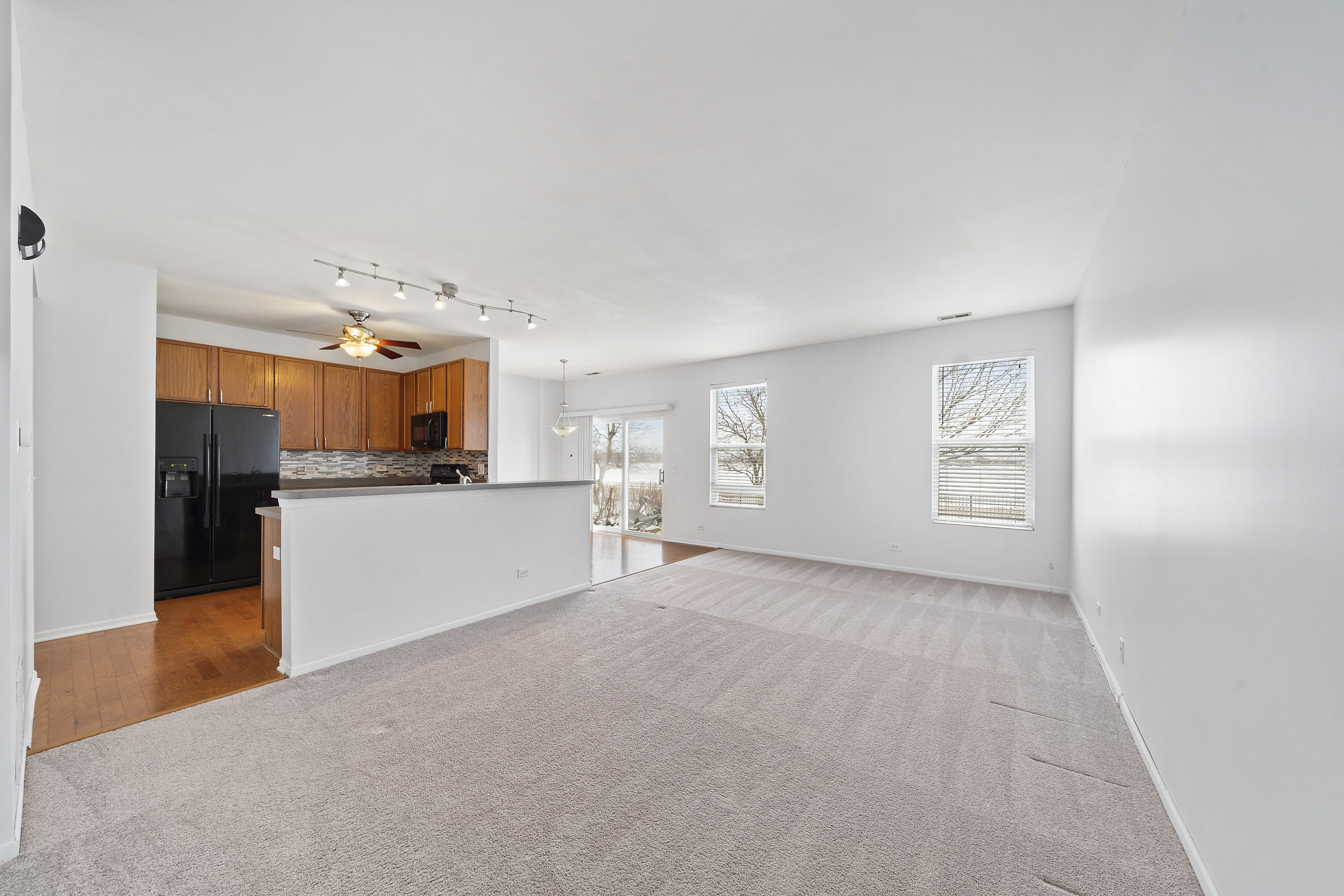 4113 Blackstone Drive, Aurora, IL 60504 Creative Light Studios Tour