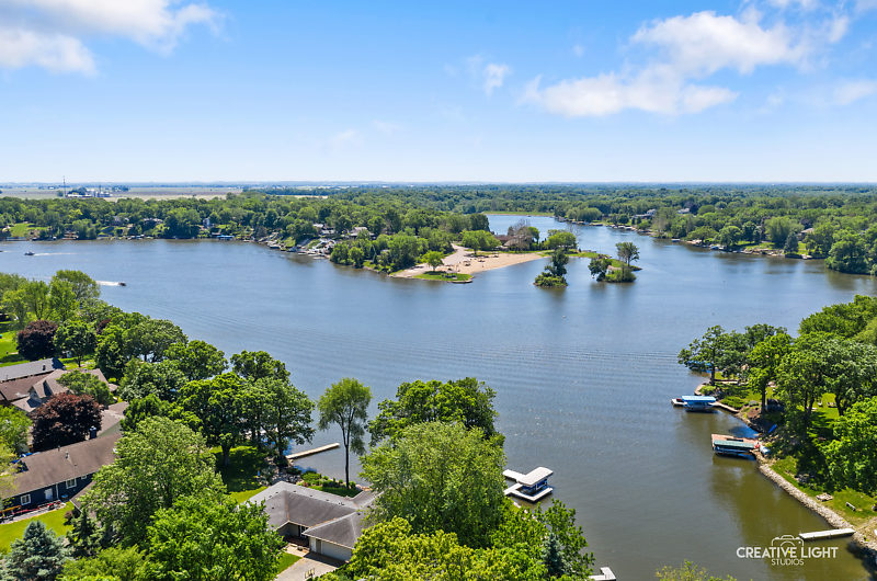 251 Easy St., Somonauk, IL 60552 Creative Light Studios Tour