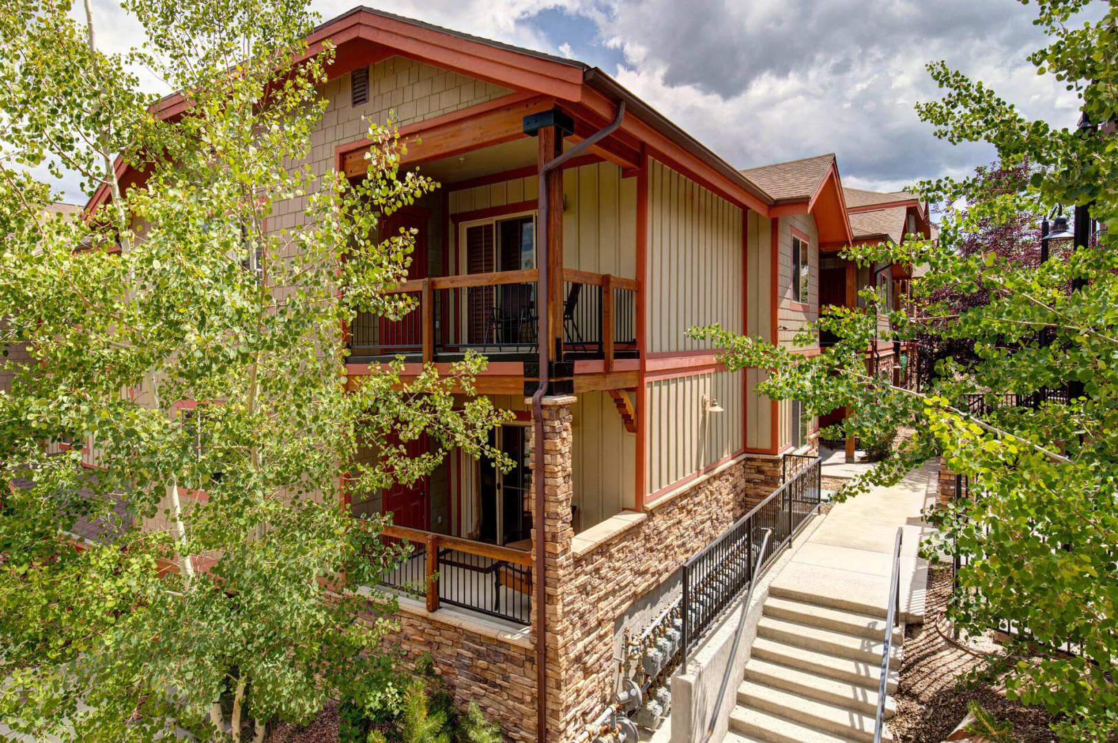 Vacation Rentals in Park City at Bear Hollow Lodges 1304: Building view