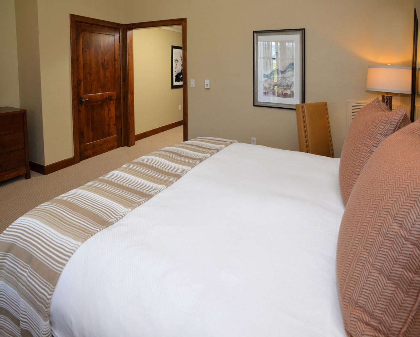 1201\Images\238\Tiimbers BG-Med_18