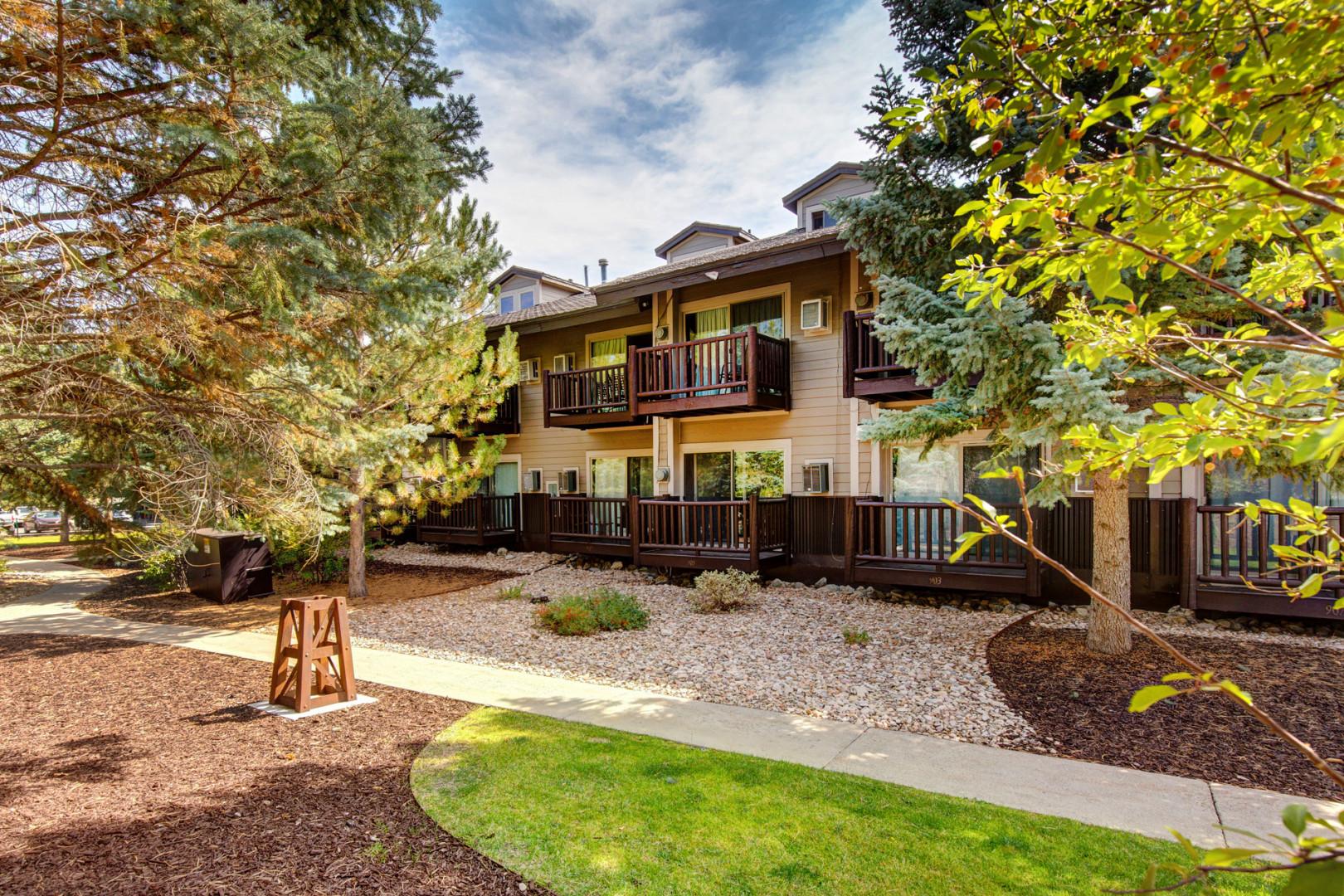 Vacation Rentals in Park City at Prospector Lodge 925: Summer