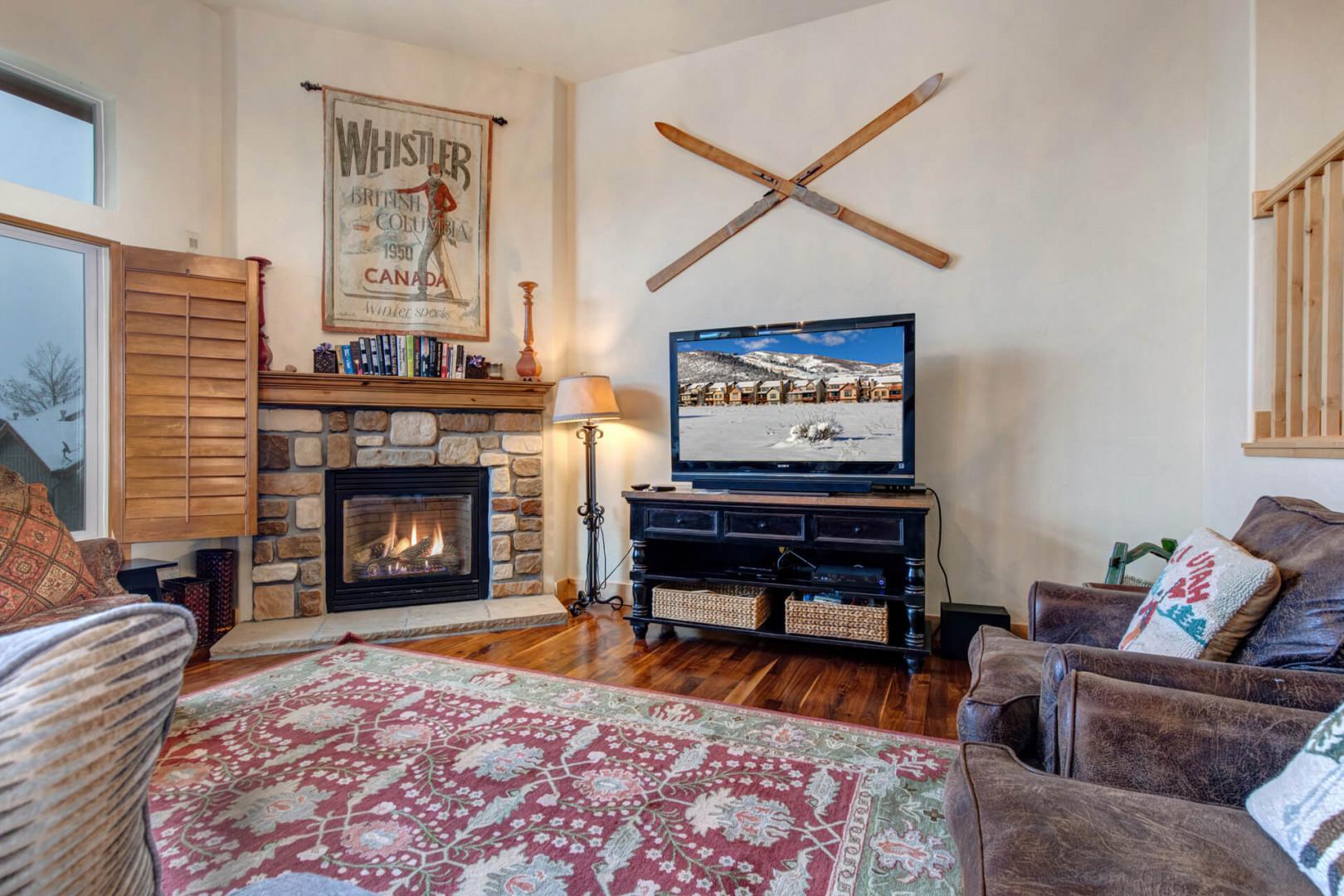 Bear Hollow Village 5437: Experience ultimate comfort with our HG TV and enticing warm fireplace