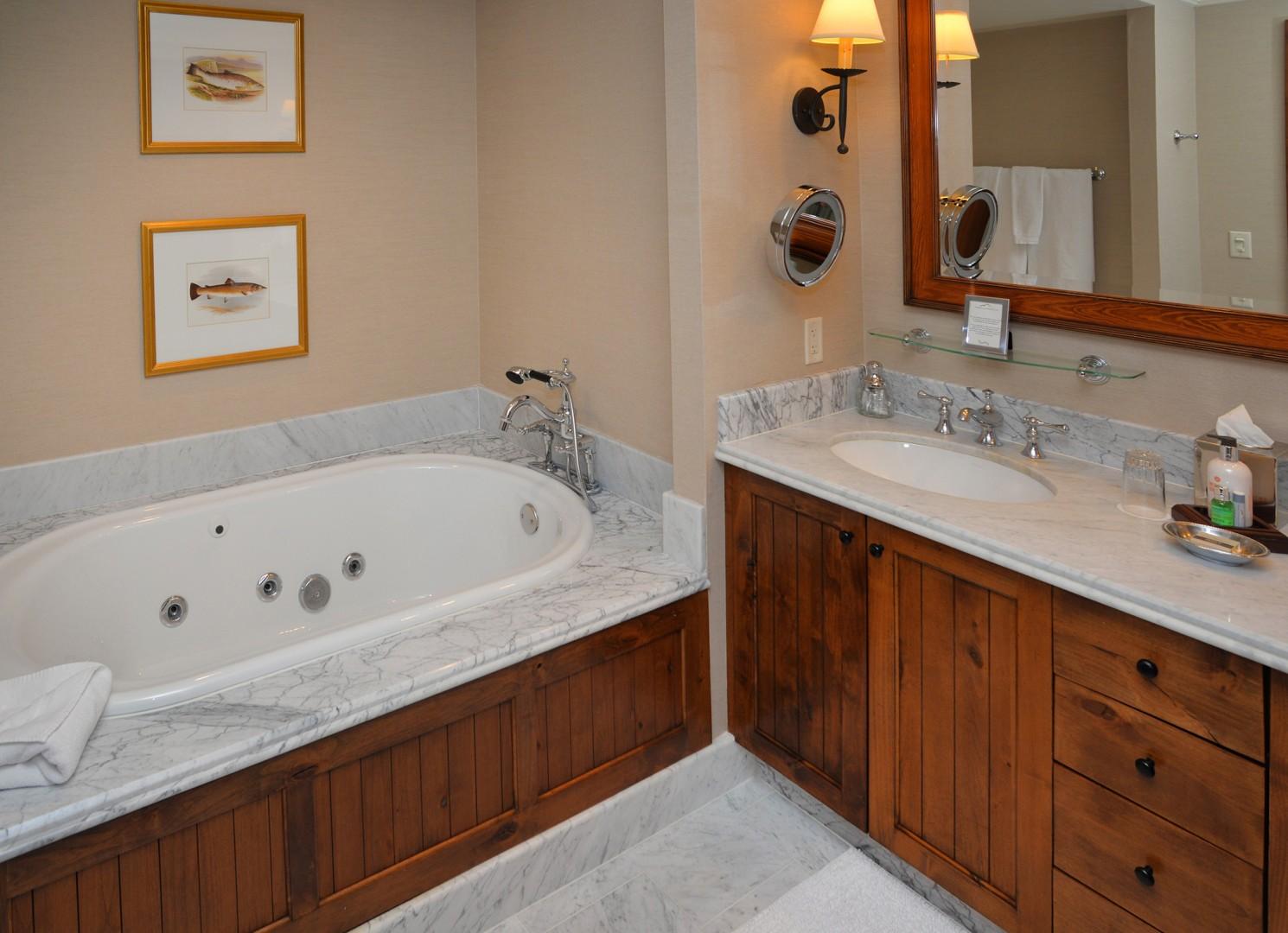 1201\Images\238\Tiimbers BG-Med_13