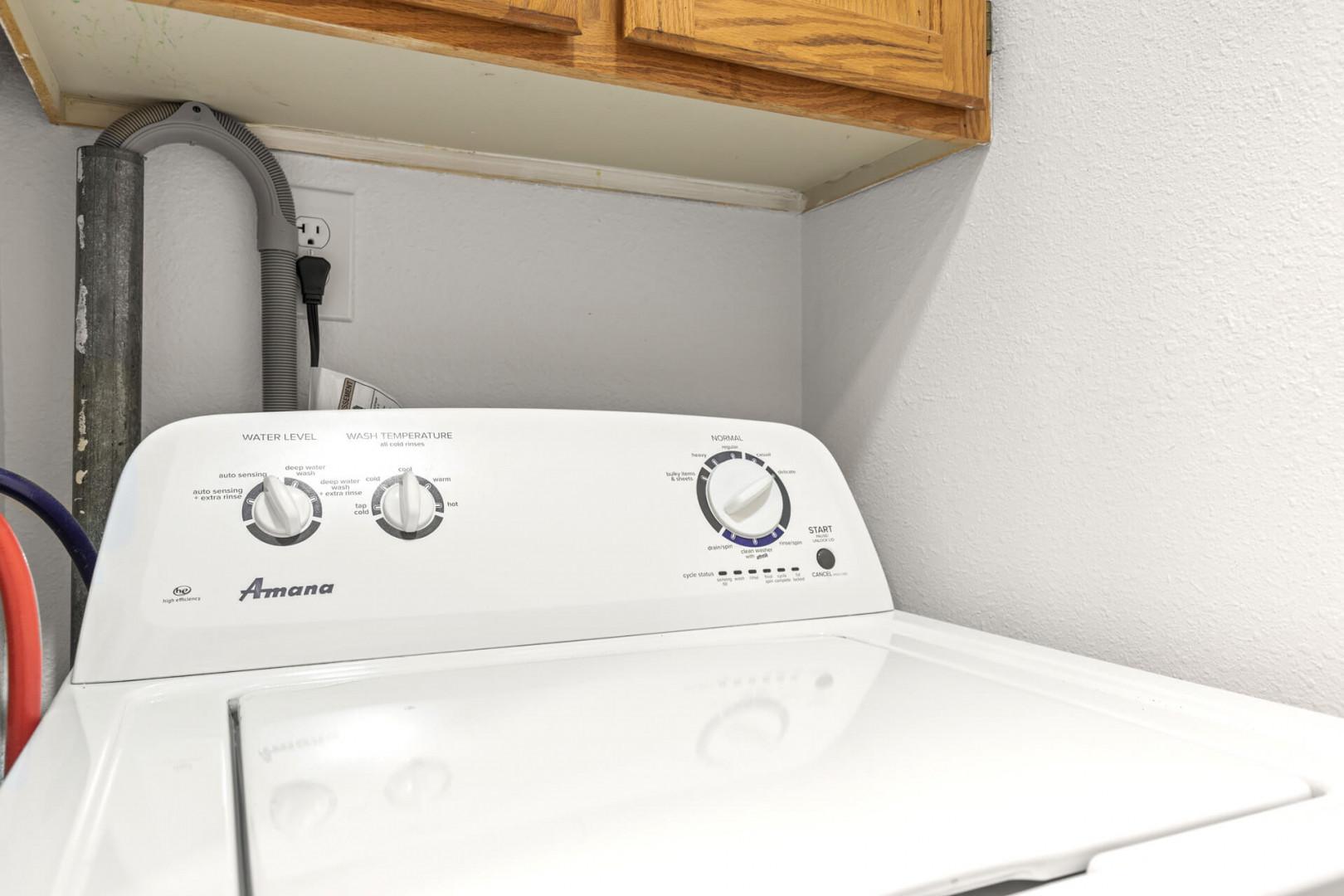 Powderwood 12N: Convenient washing machine for your laundry needs.