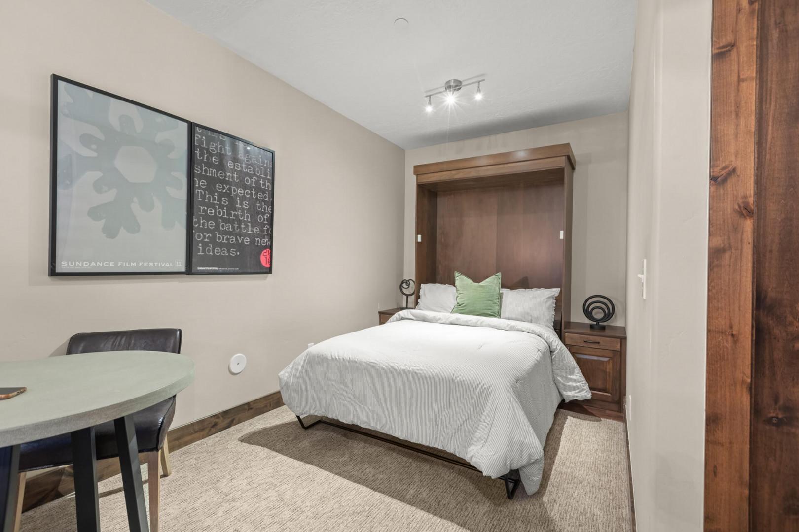 Retreat at Jordanelle 811: Lower level bedroom/den with Murphy bed