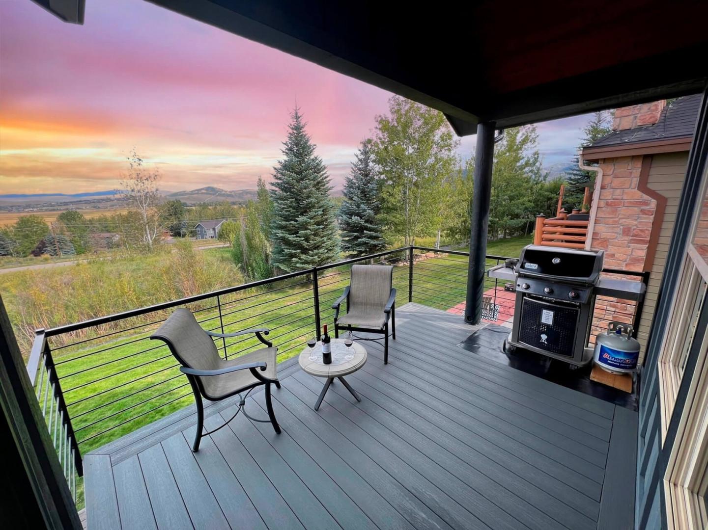 Bear Hollow Village 5500: Outdoor Patio: "Chairs, table, gas grill, nature view - perfect relaxation spot."