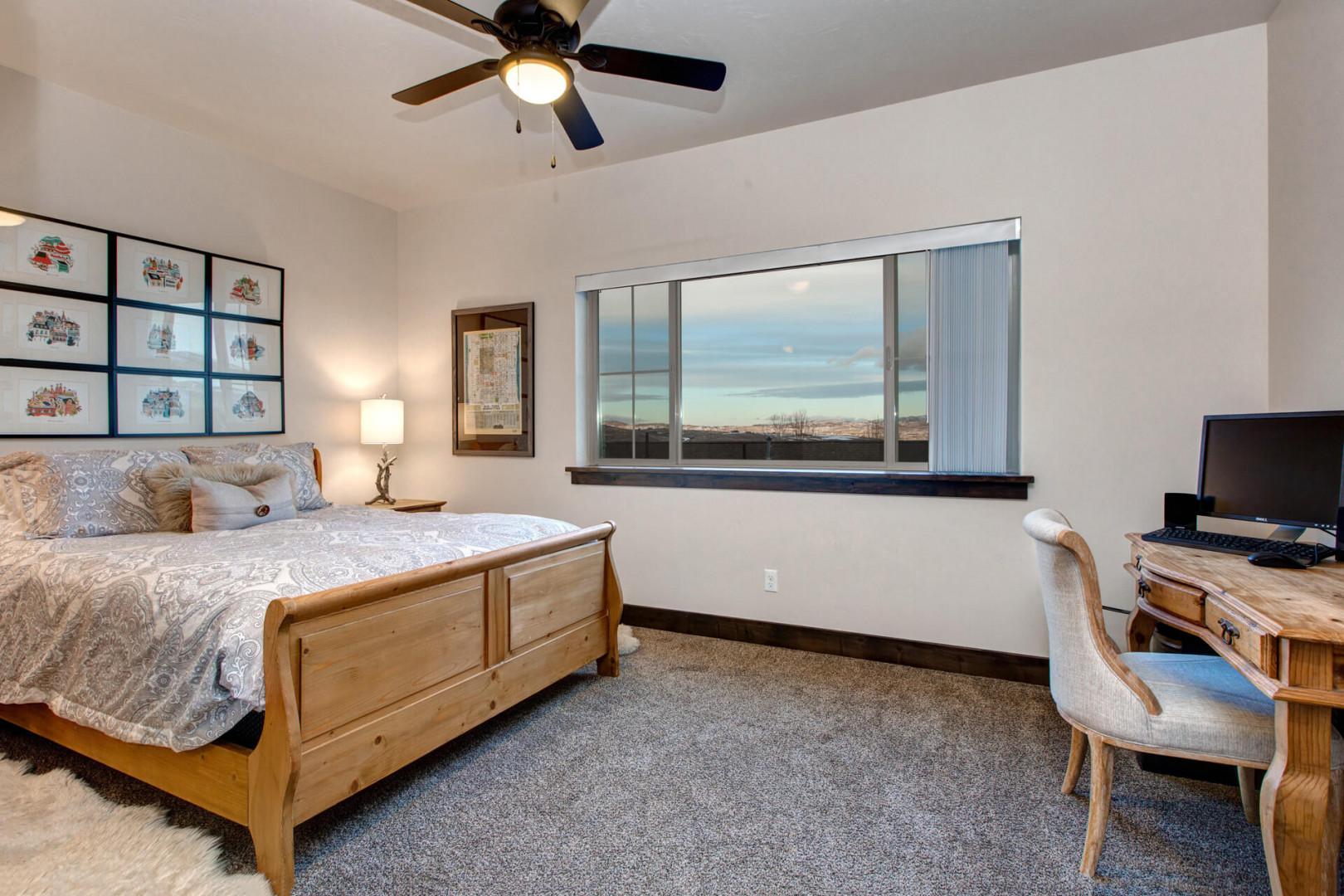 Bear Hollow Ridge 2308: The master bedroom has a Queen-sized bed with luxurious bedding,