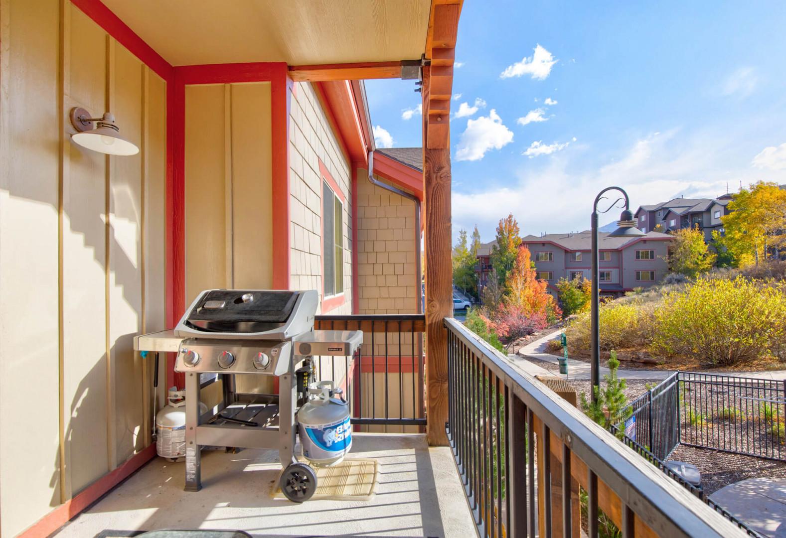 Vacation Rentals in Park City at Bear Hollow Lodges 1304: Private balcony with BBQ grill
