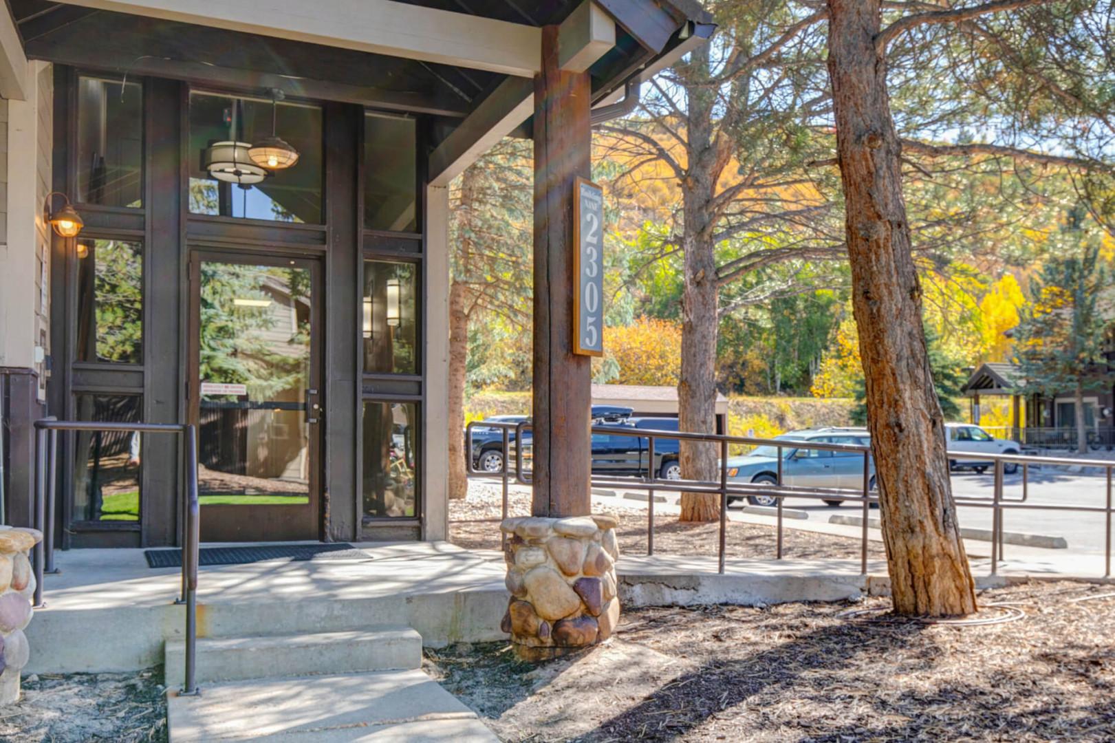 Vacation Rentals in Park City at Prospector Lodge 925: Summer