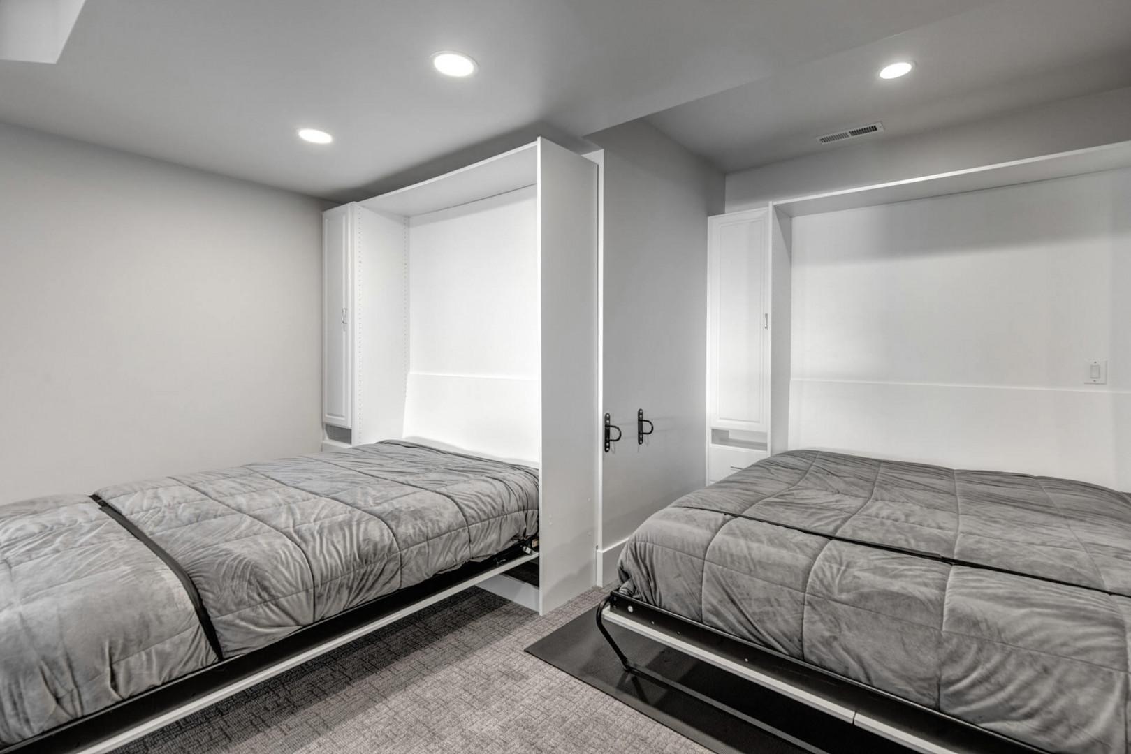 Deer Springs 12797: Fourth Guest Bedroom with two queen-sized murphy beds.