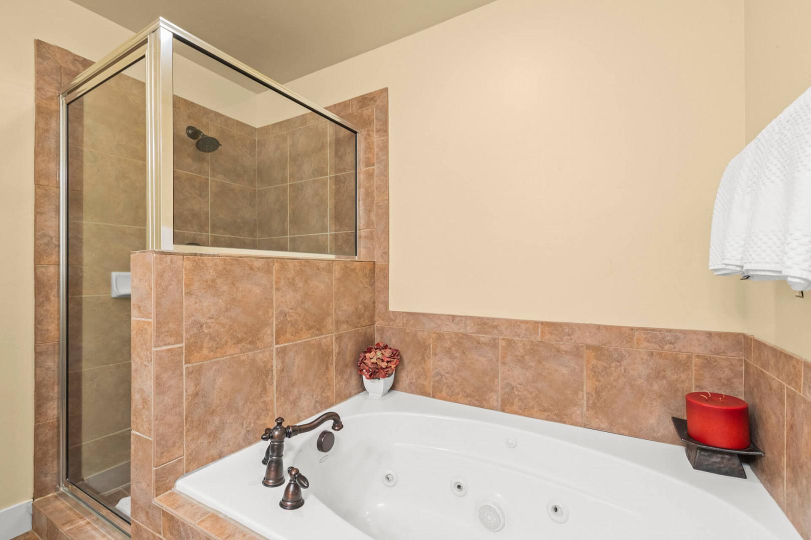 Bear Hollow Lodges 1302: Bathroom