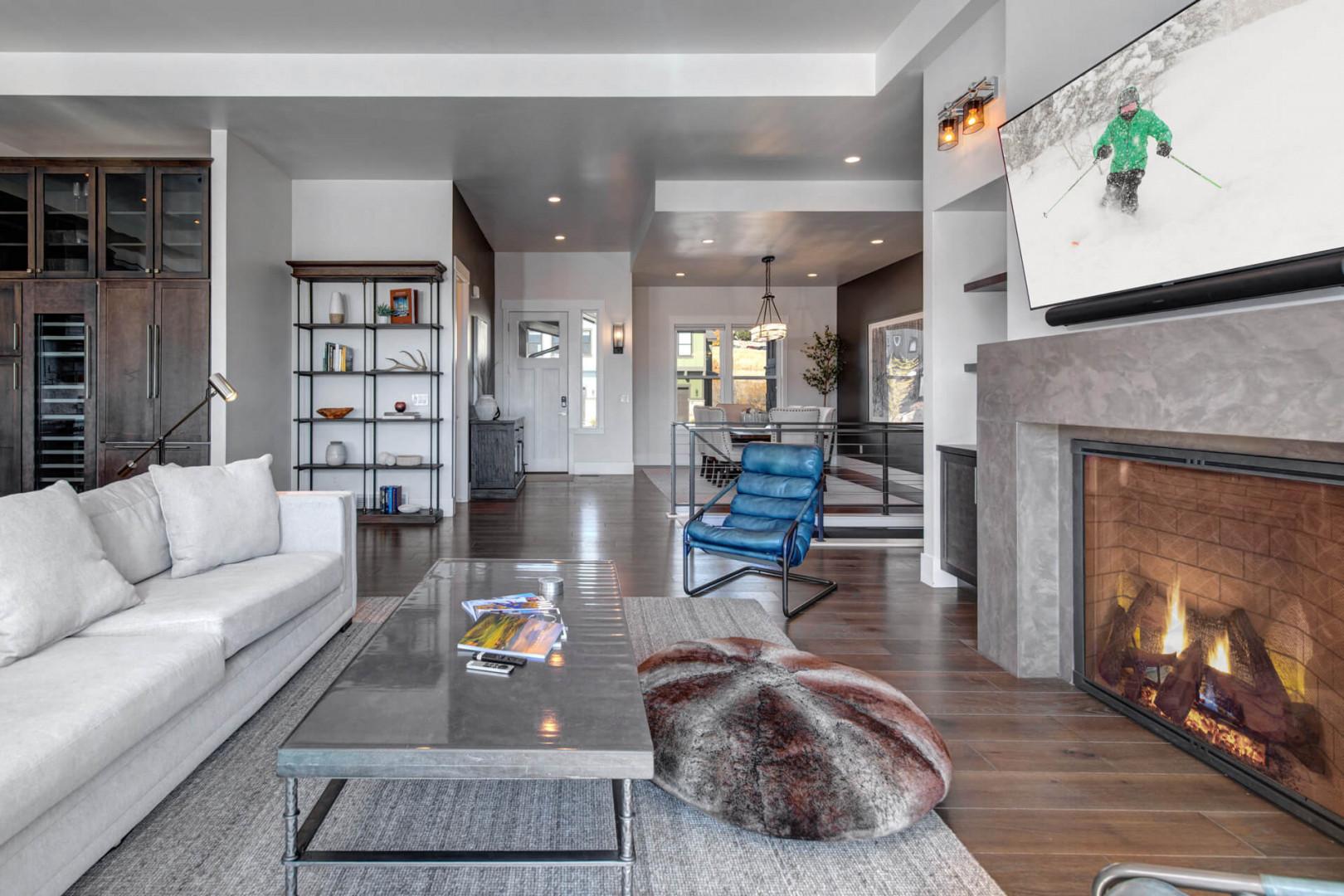 Deer Springs 12797: View of front entry way and dining room from the living room.