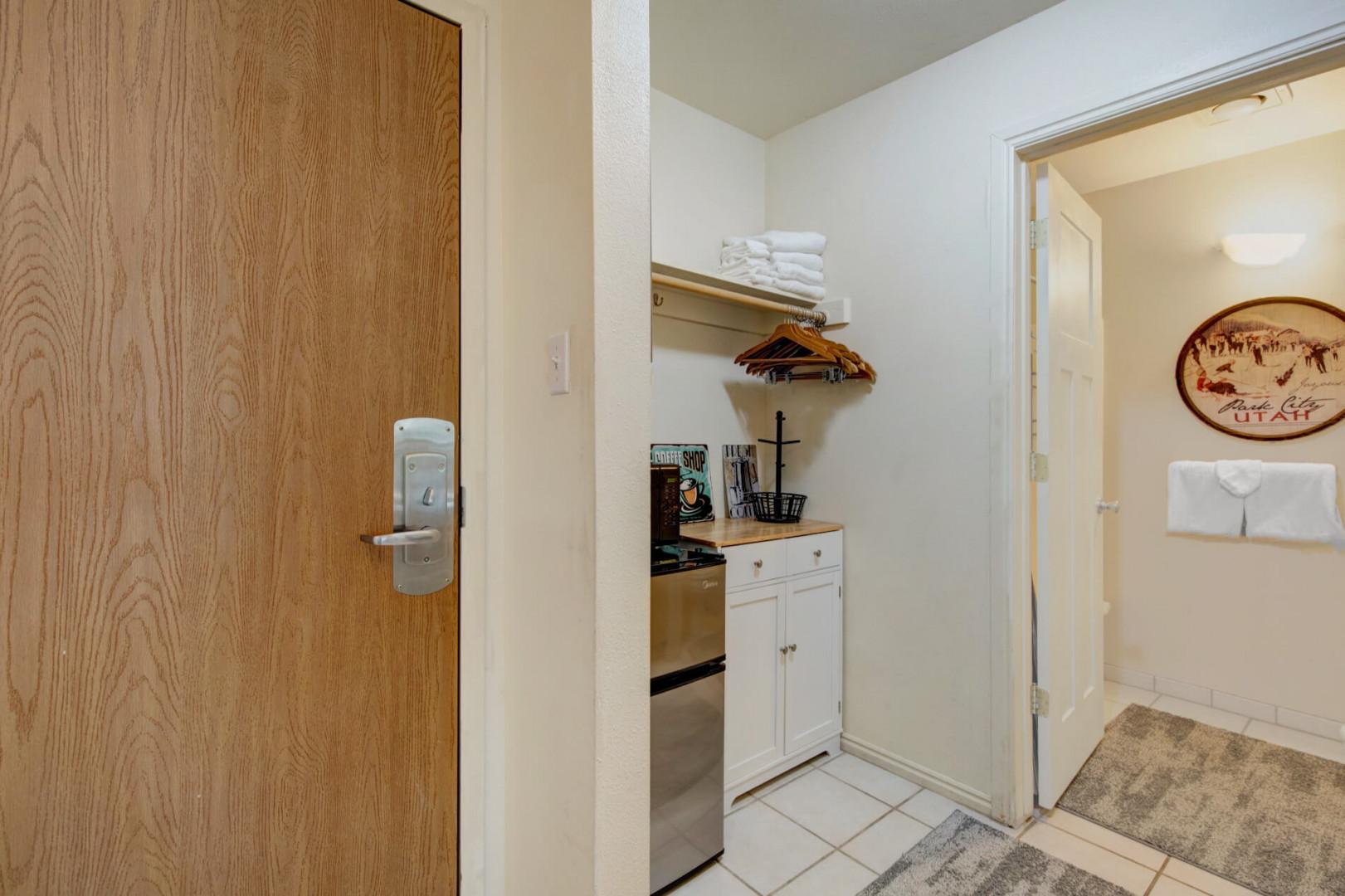 Vacation Rentals in Park City at Prospector Lodge 925: Closet