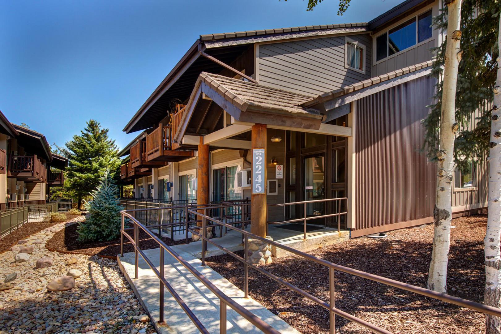 Prospector Lodge Building 5