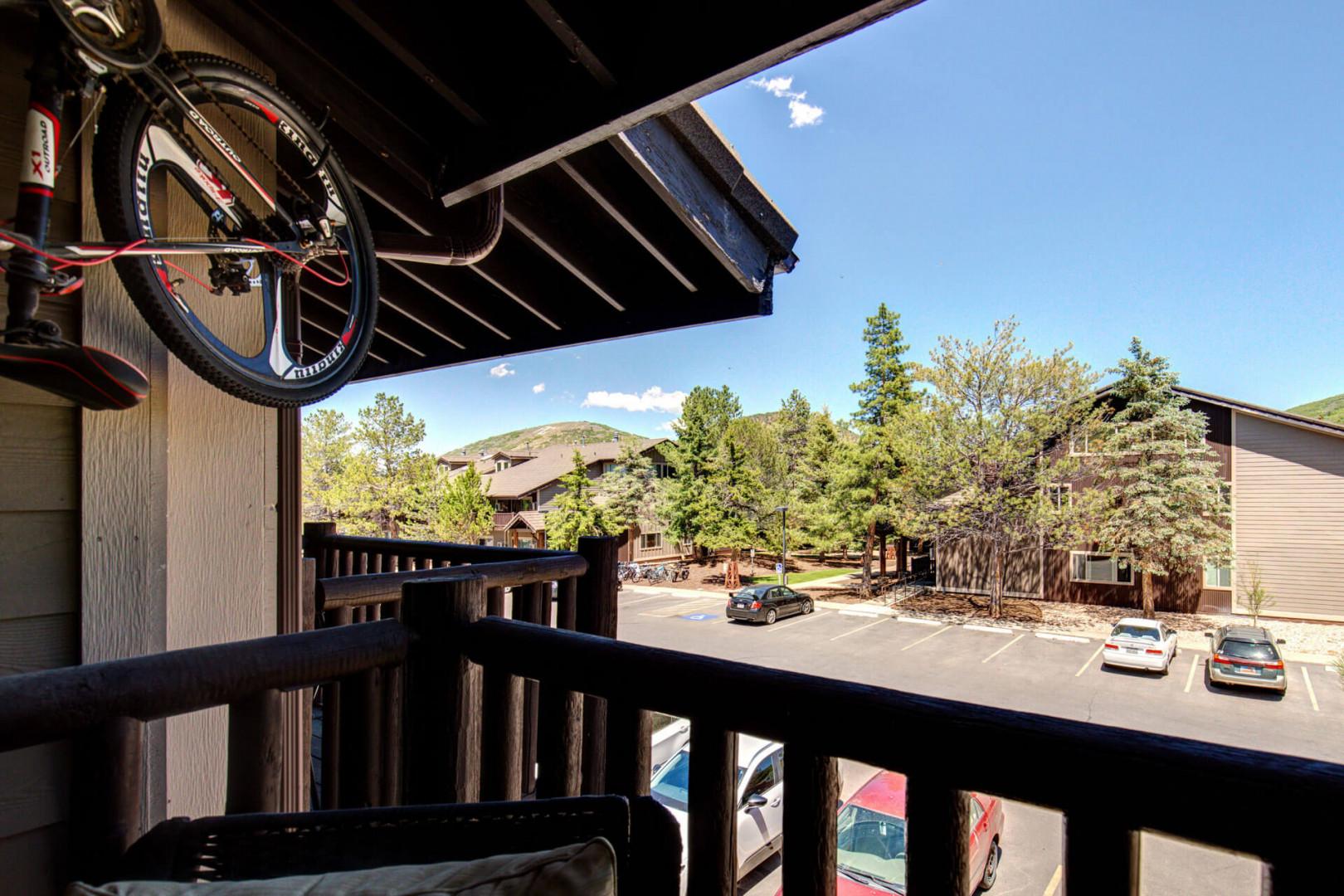 Vacation Rentals in Park City at Prospector Lodge 627: Private balcony