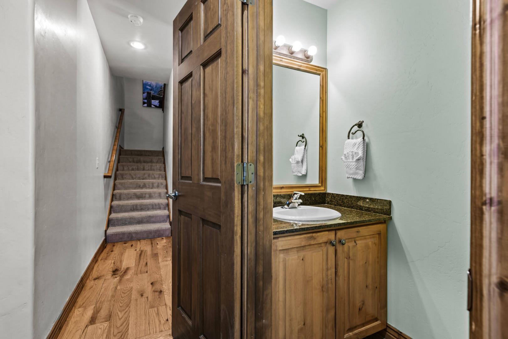 Bear Hollow 5457 Main Level Half Bathroom