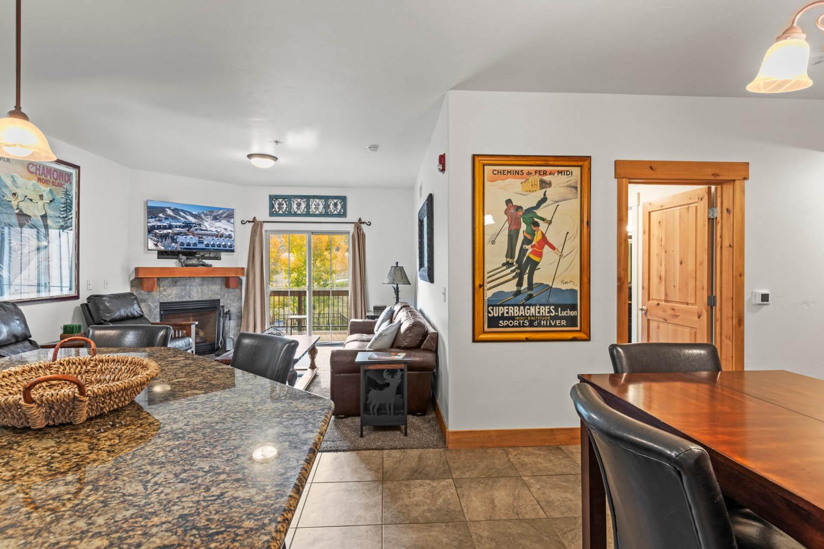 Vacation Rentals in Park City at Bear Hollow Lodges 1304: Living room area