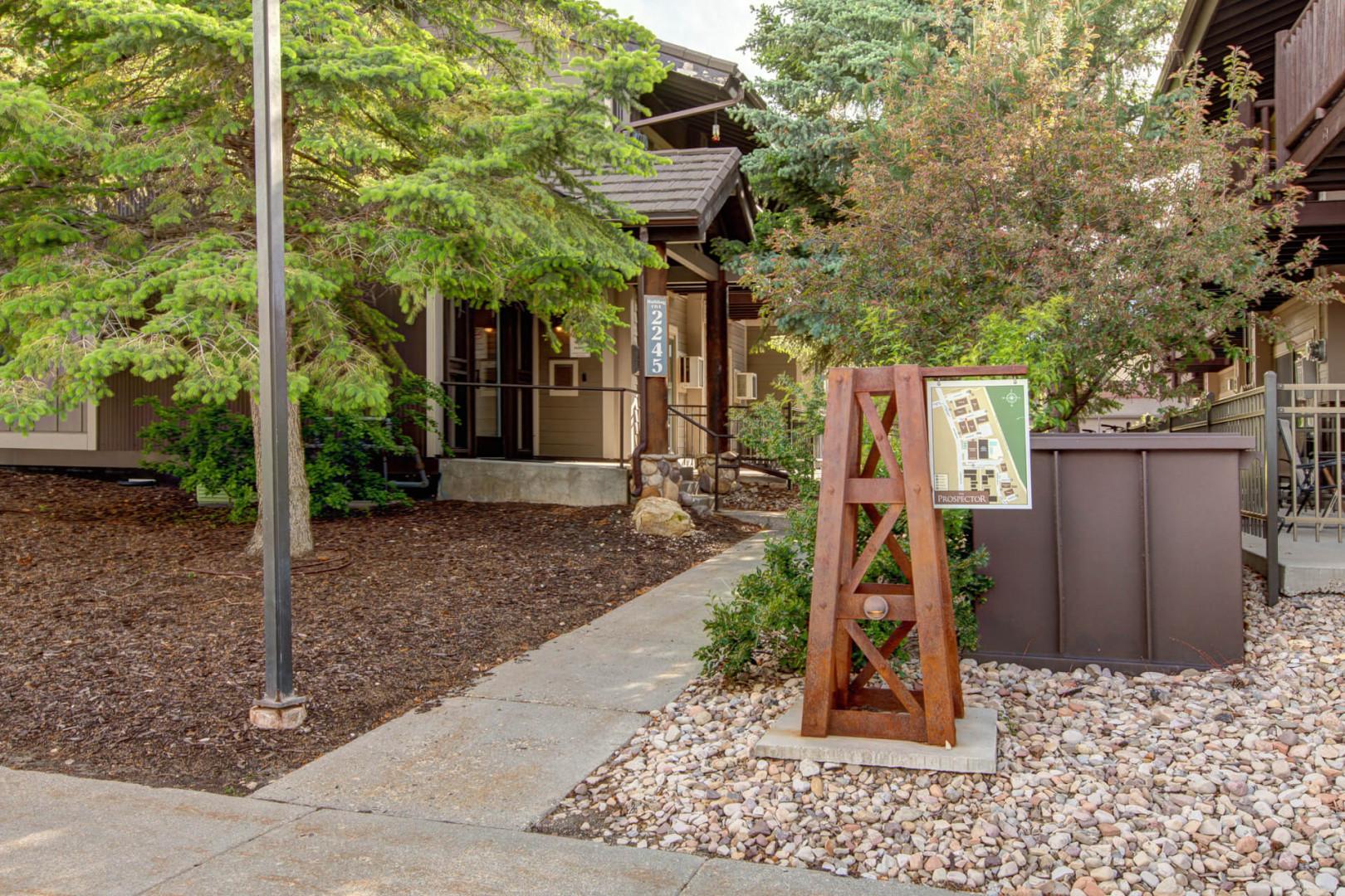 Prospector Lodge Building 5