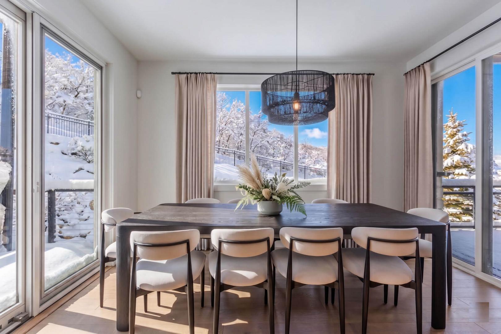 Jordanelle Estates 13200: Main level dining room (winter)