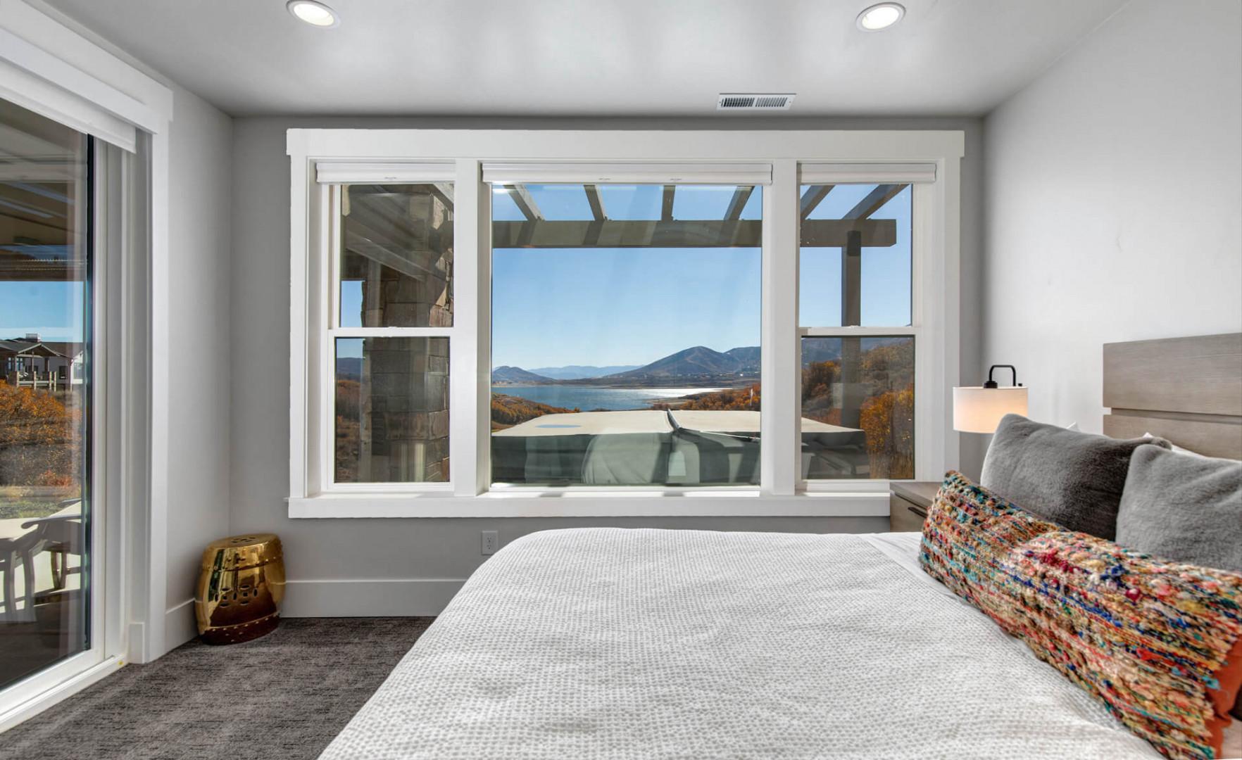 Deer Springs 12797: Stunning mountain views from the third guest bedroom.
