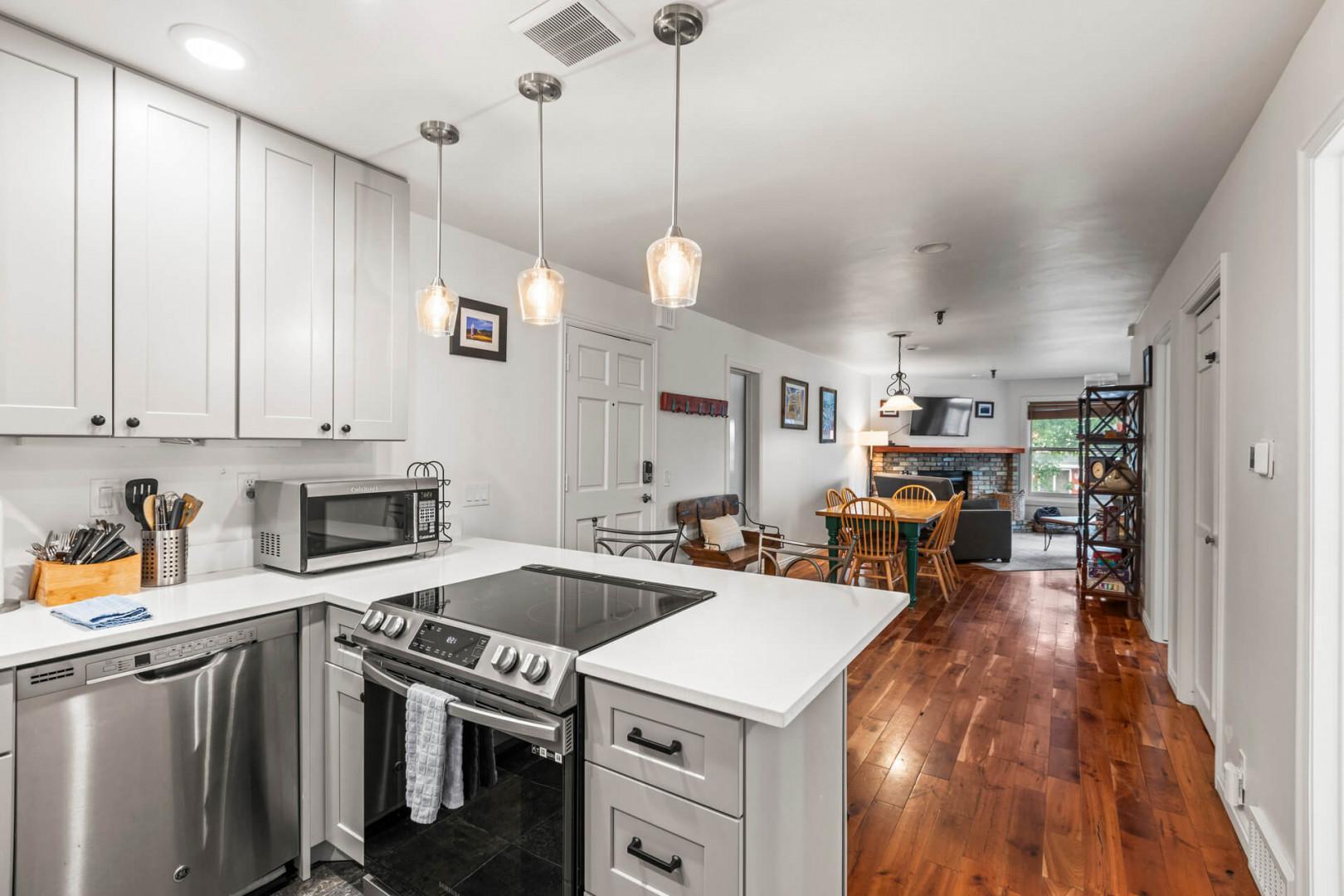Ski Team 1 - Kitchen