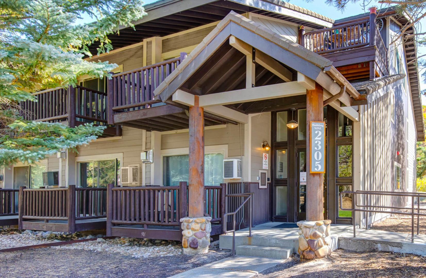 Vacation Rentals in Park City at Prospector Lodge 925: Summer
